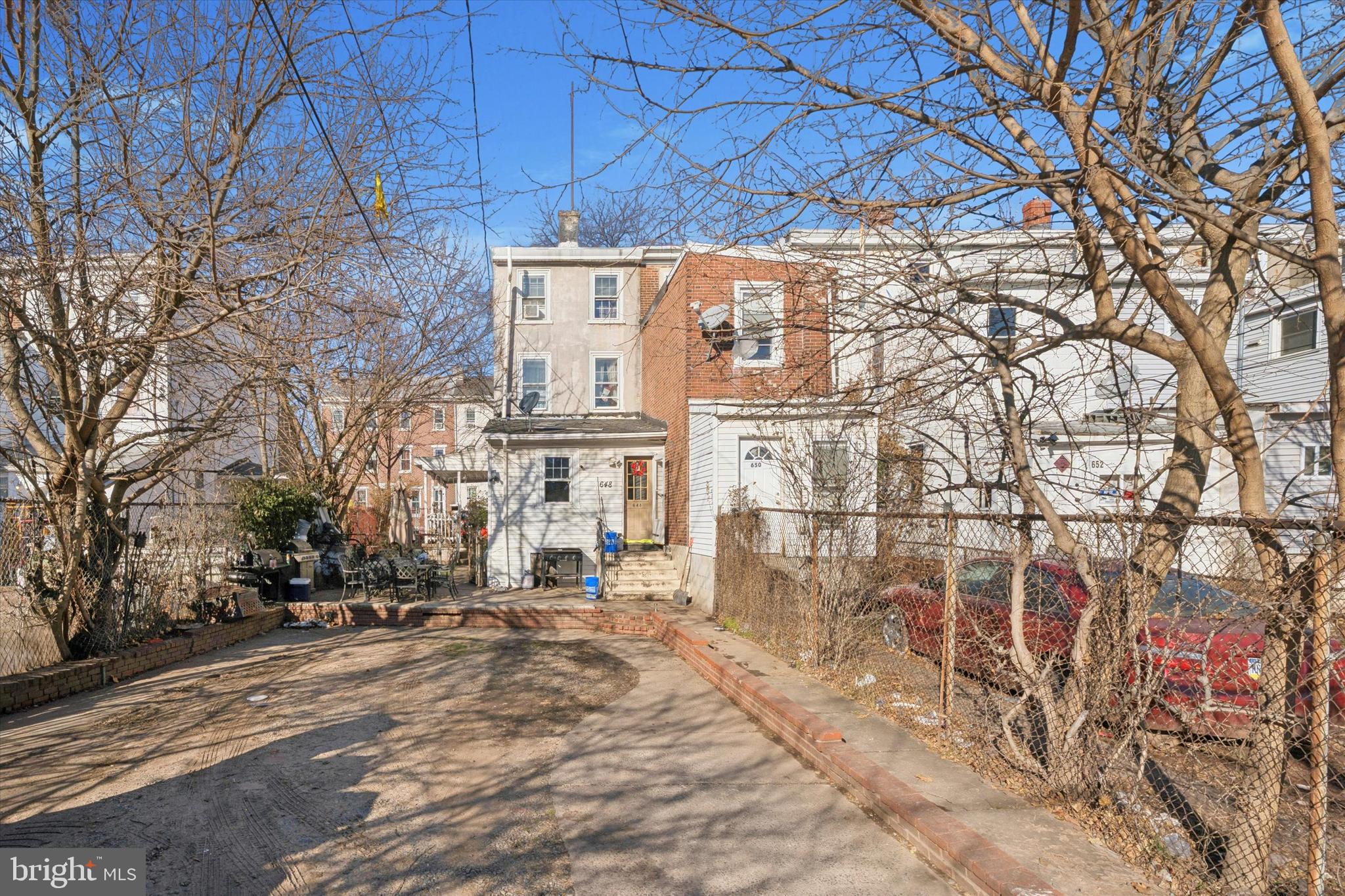 NORRISTOWN - Residential