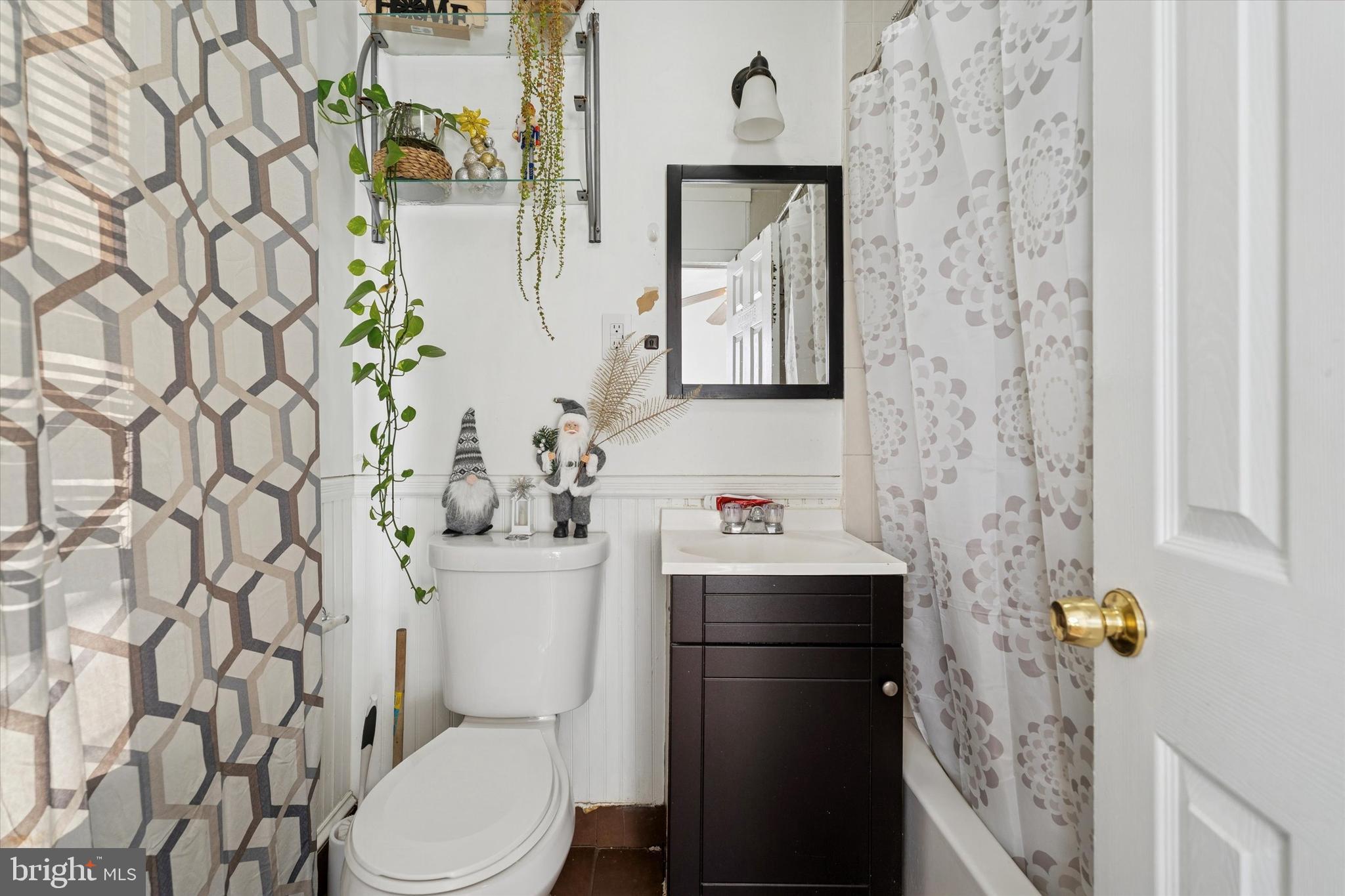 NORRISTOWN - Residential