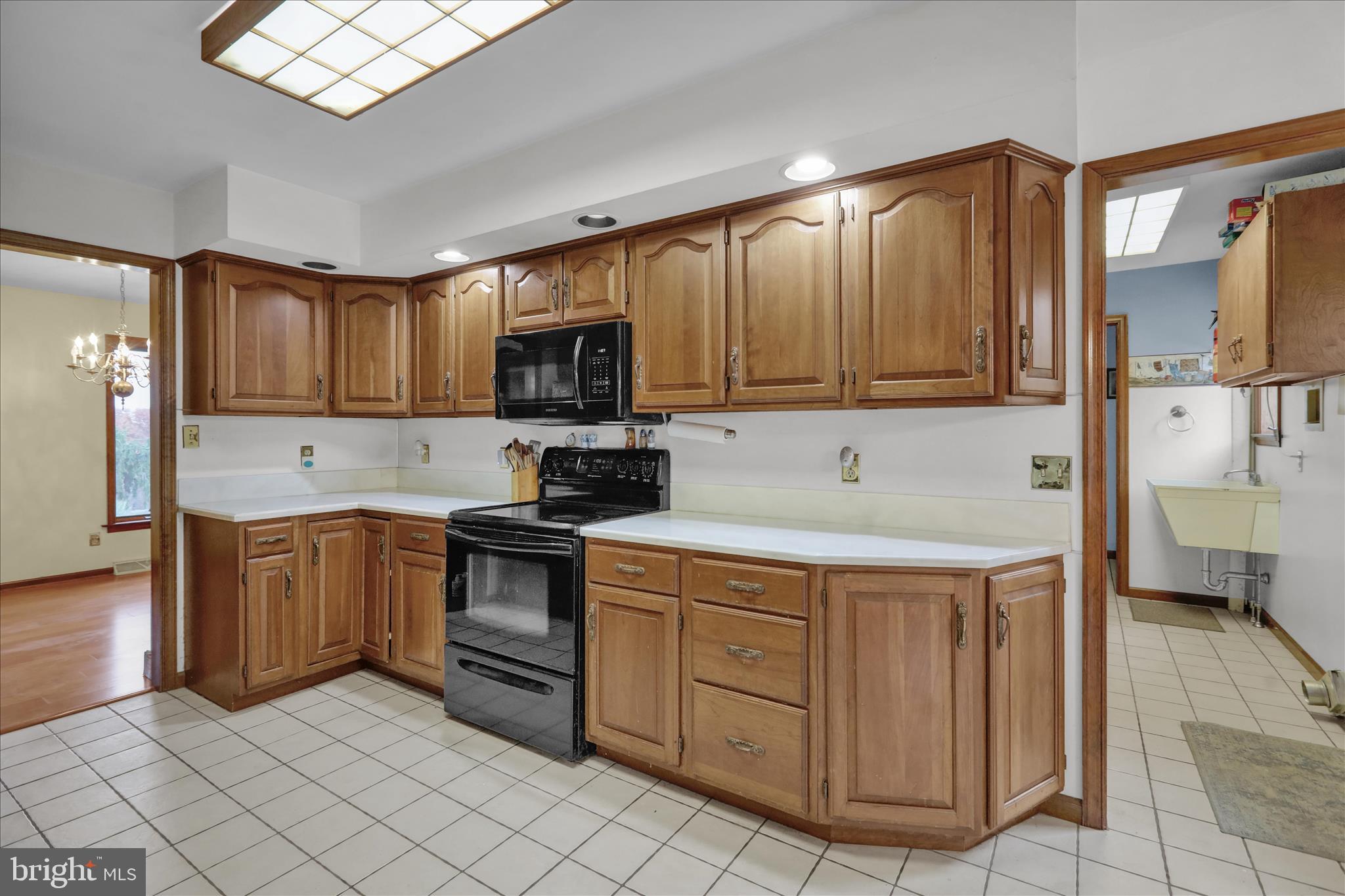 NORTH HILL ESTATES - Residential