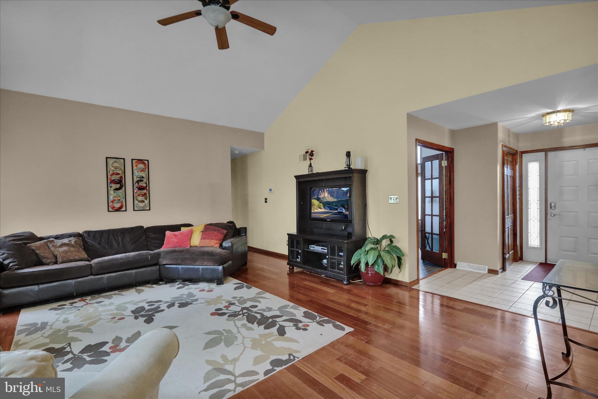 NORTH HILL ESTATES - Residential