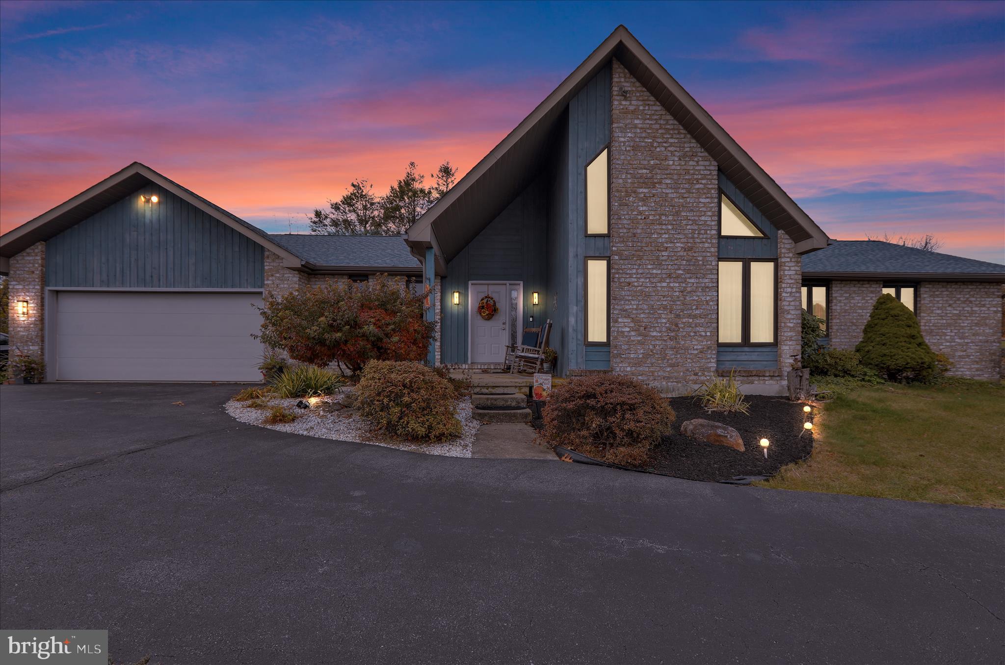 NORTH HILL ESTATES - Residential