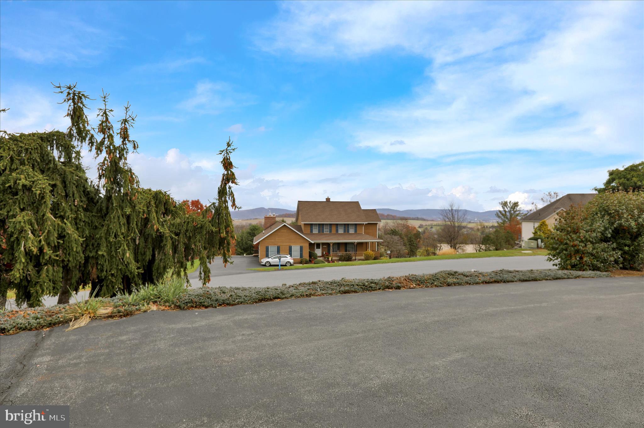 NORTH HILL ESTATES - Residential