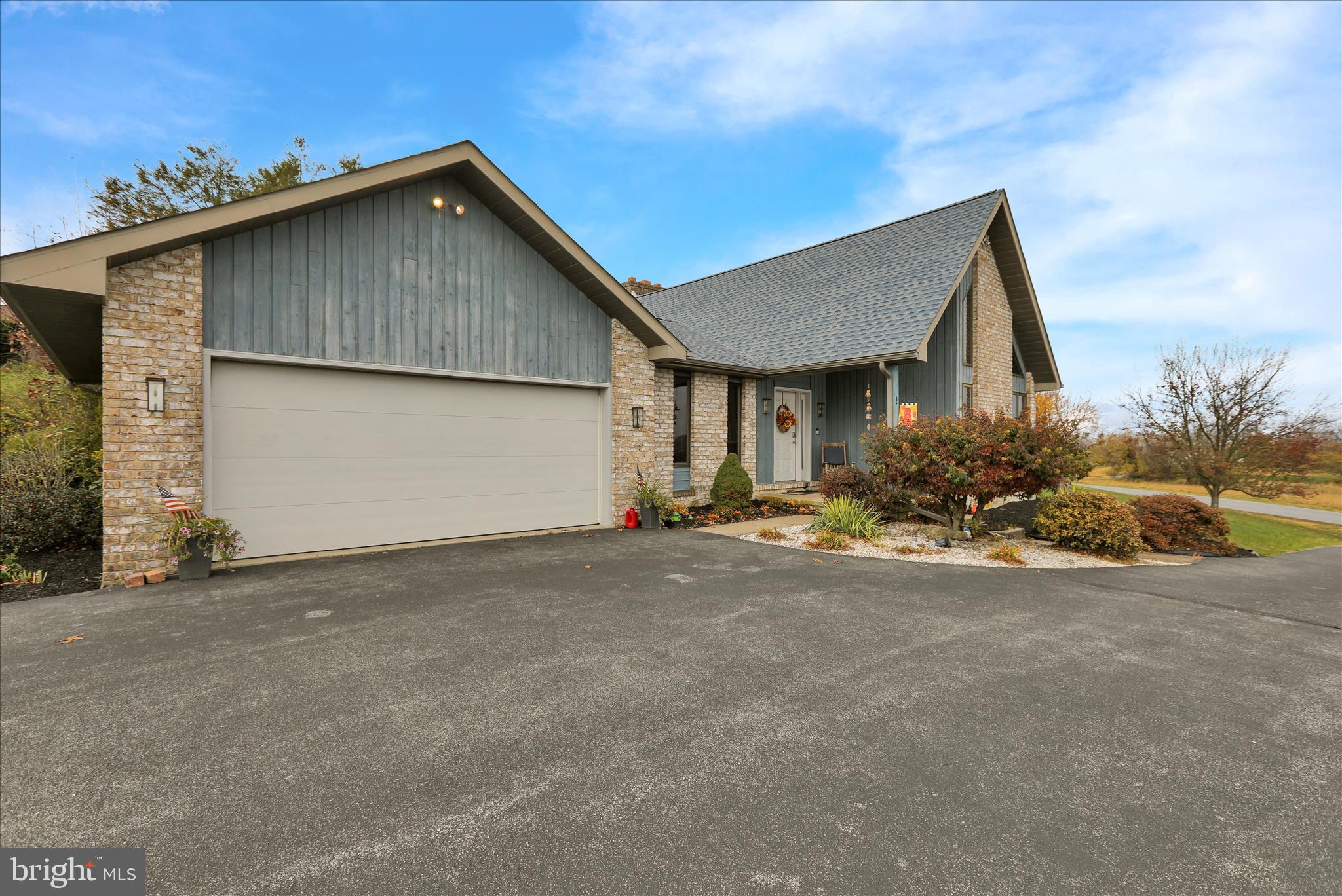 NORTH HILL ESTATES - Residential