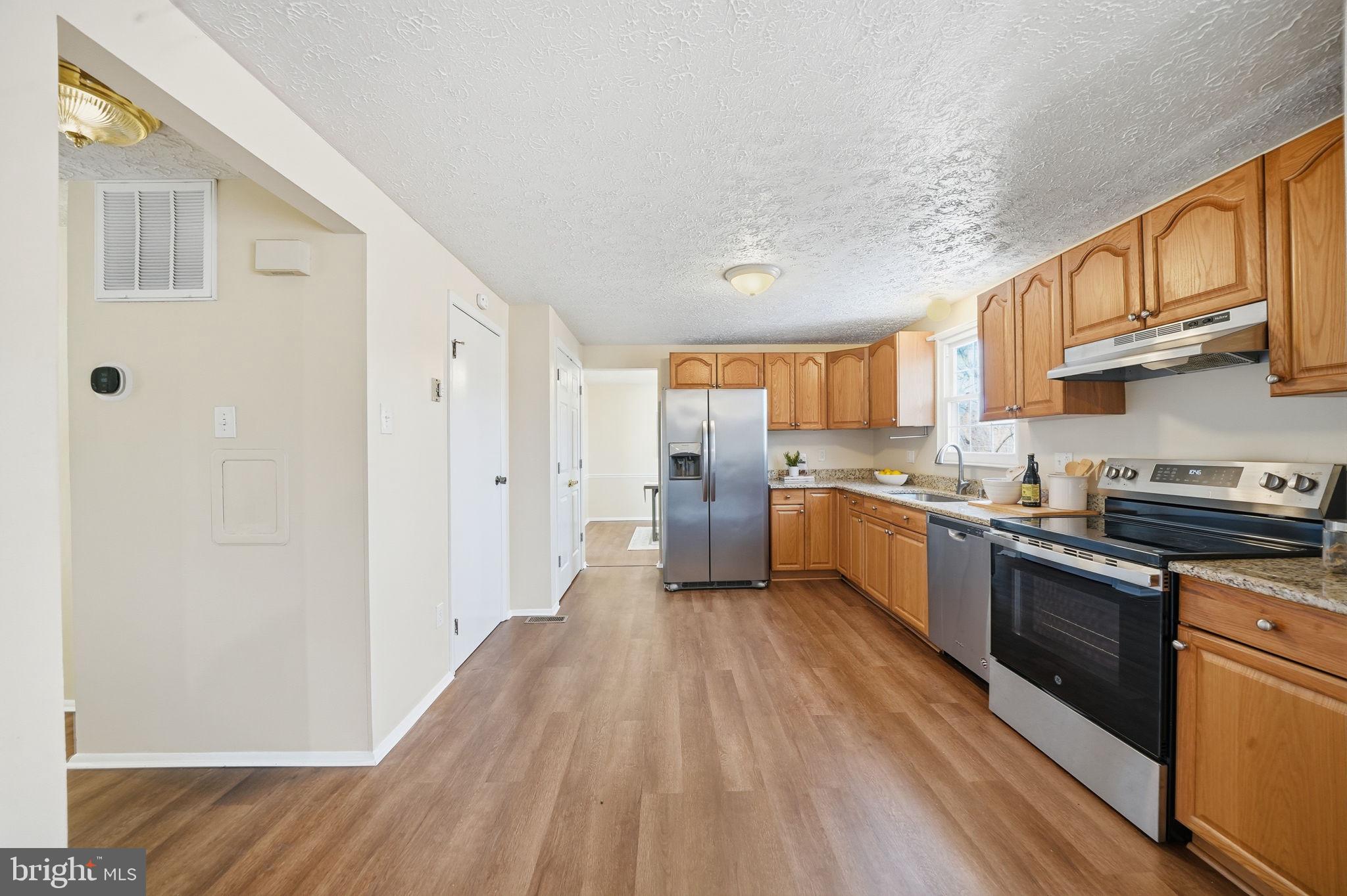 NEWINGTON FOREST - Residential