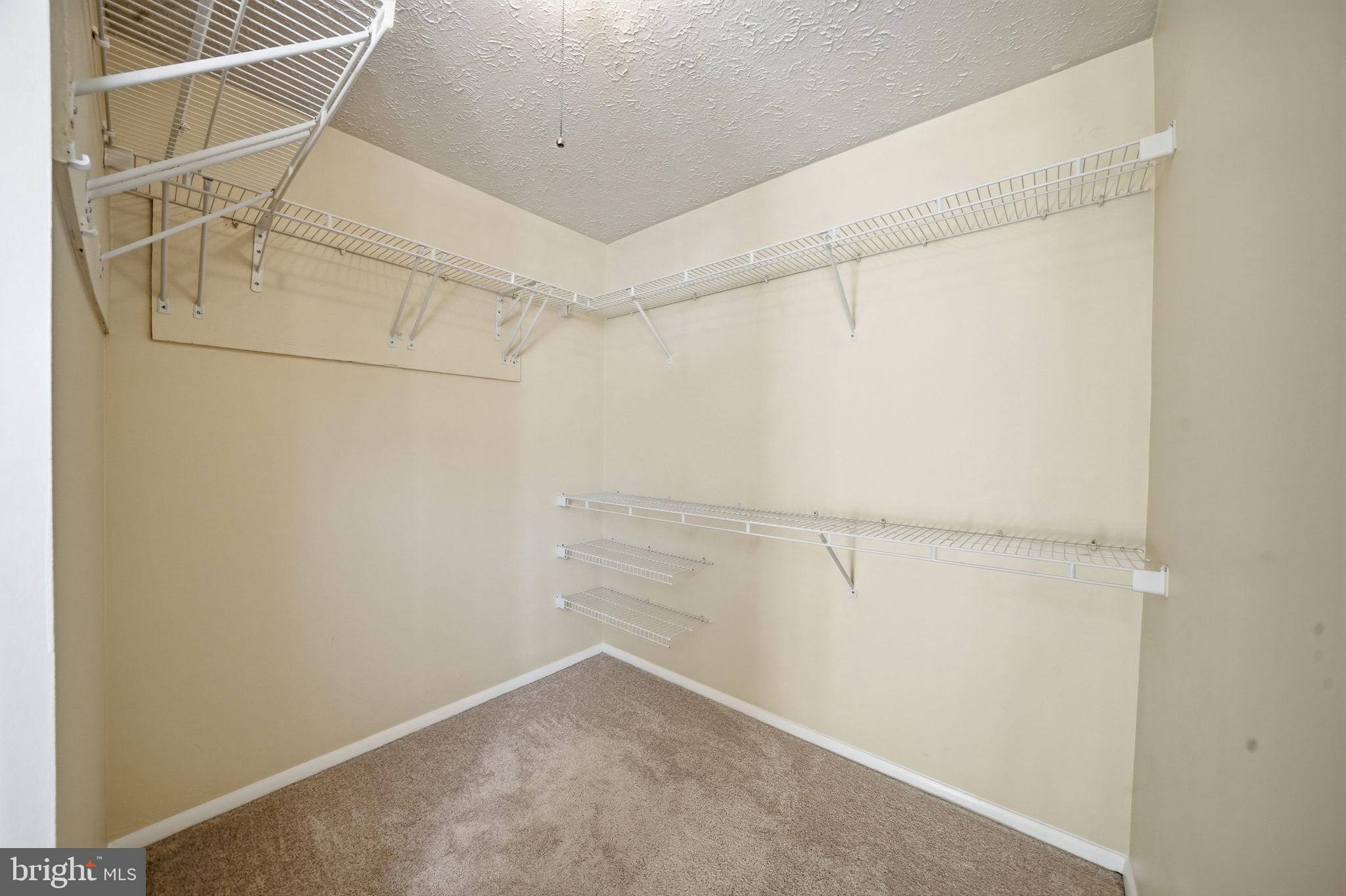 NEWINGTON FOREST - Residential