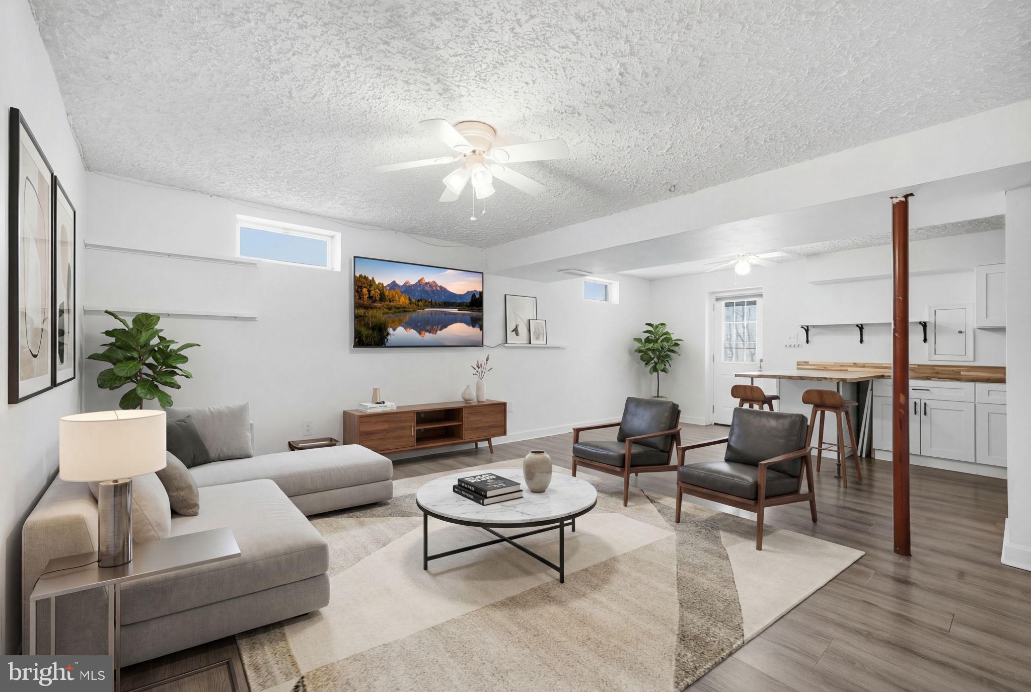 NEWINGTON FOREST - Residential