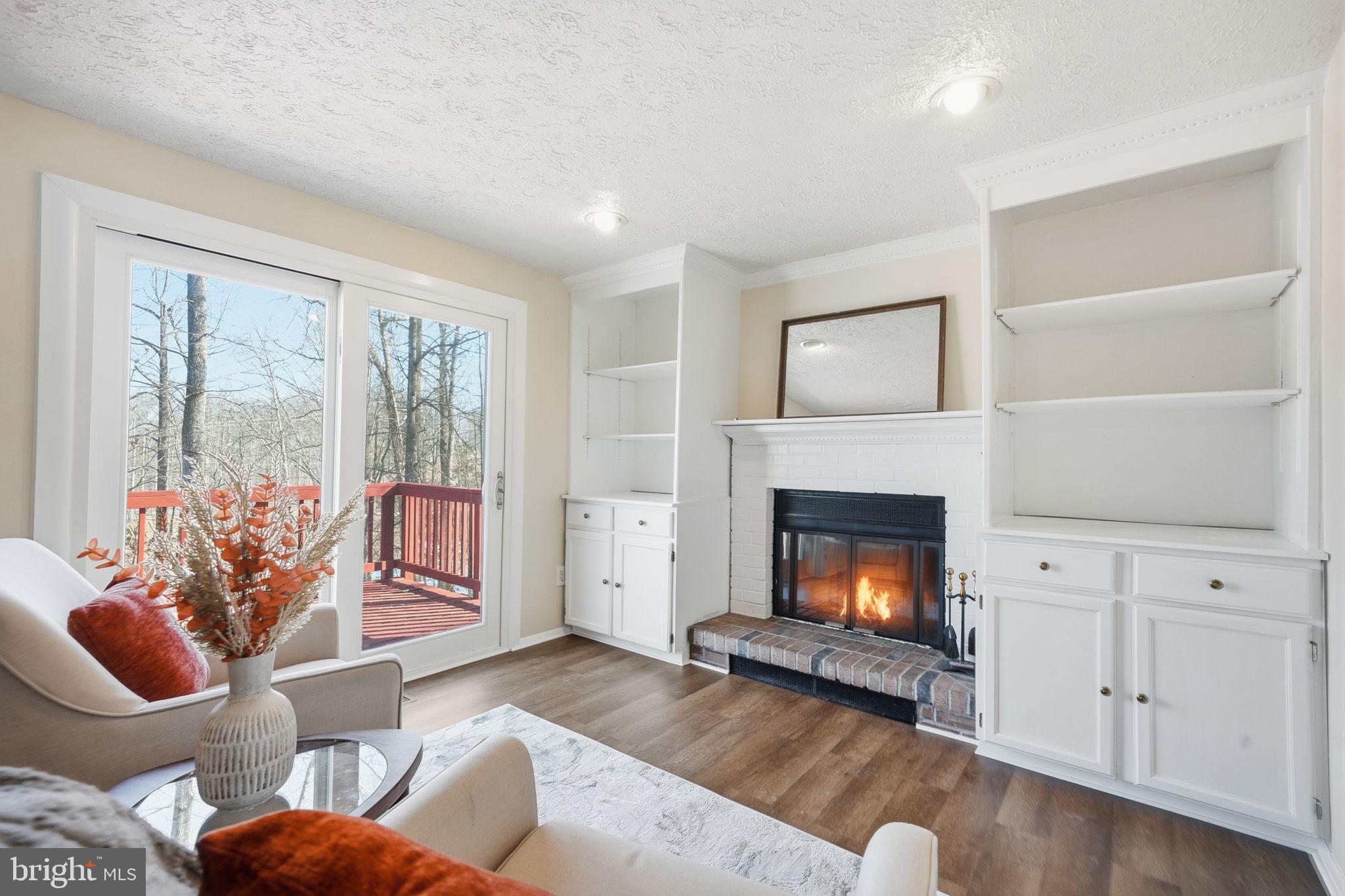 NEWINGTON FOREST - Residential