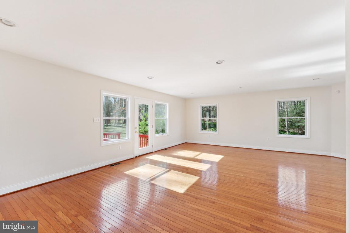 SPRINGBROOK FOREST - Residential