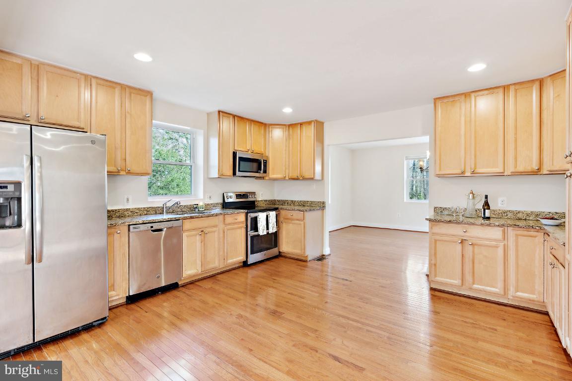 SPRINGBROOK FOREST - Residential