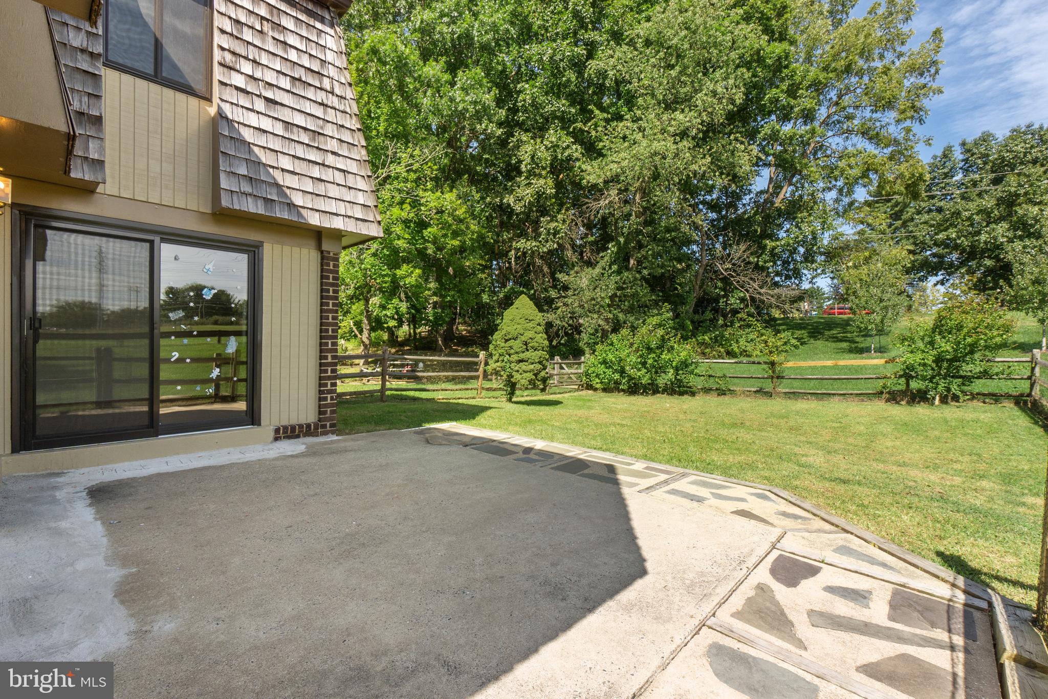 STEDWICK TOWNHOUSES - Residential