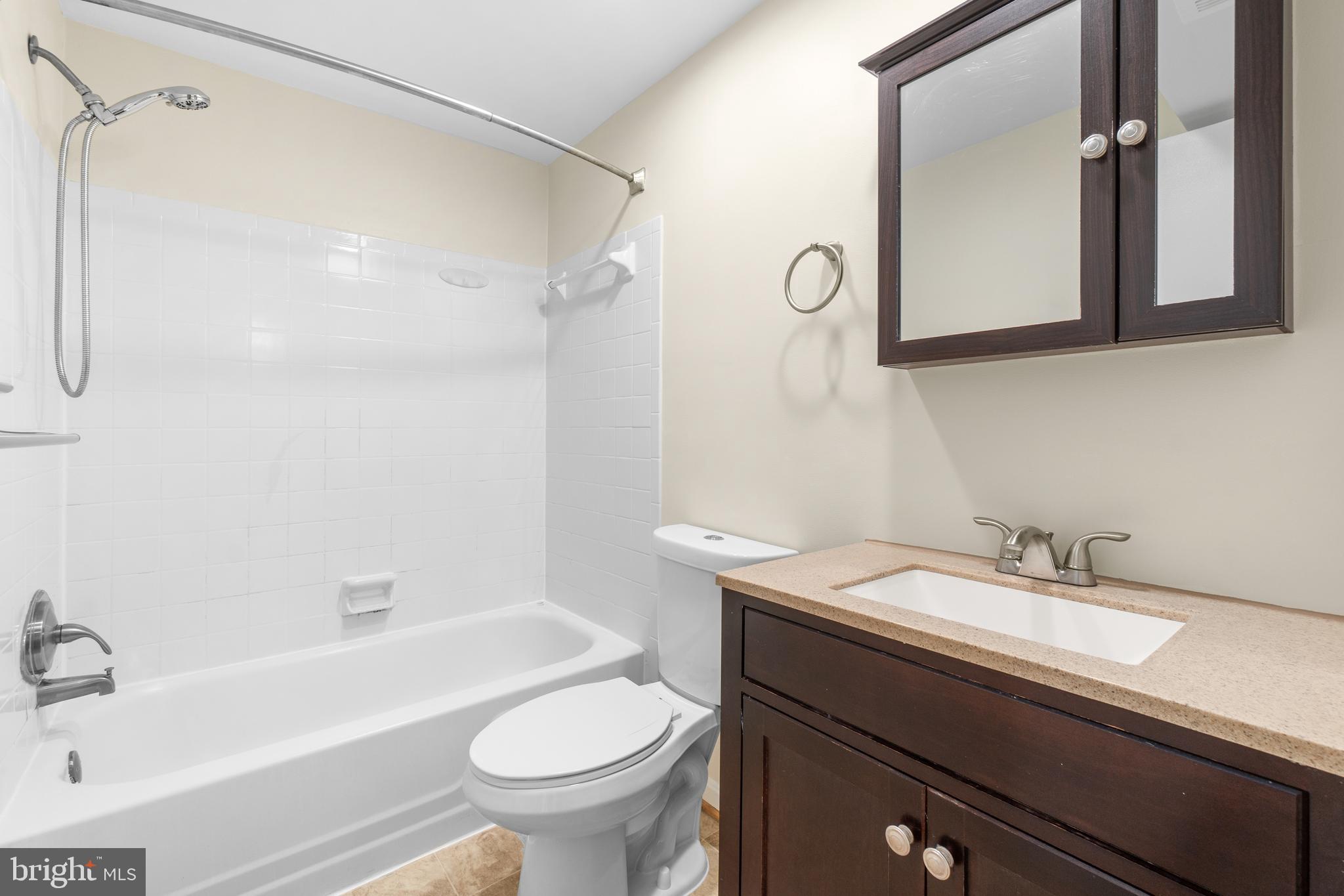 STEDWICK TOWNHOUSES - Residential