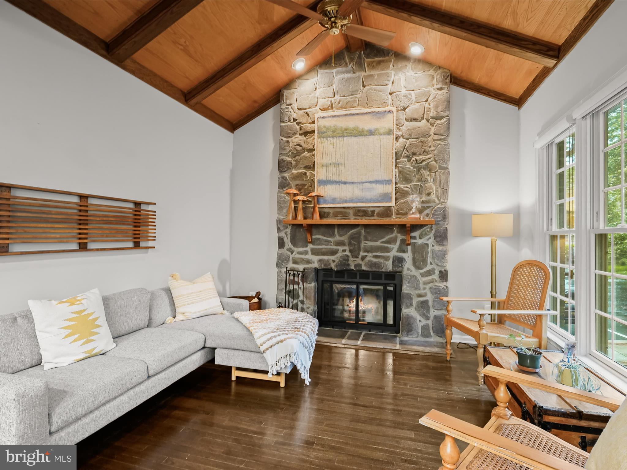 FALLSREACH - Residential