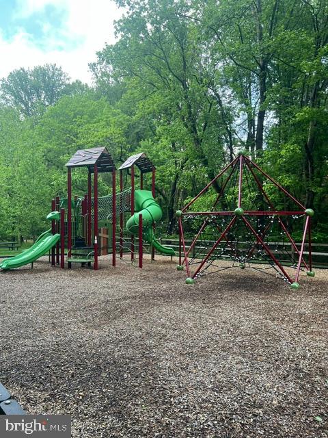 FALLSREACH - Residential