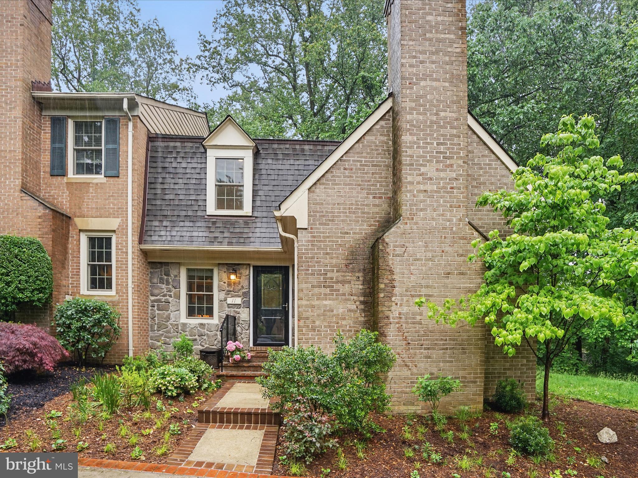 FALLSREACH - Residential