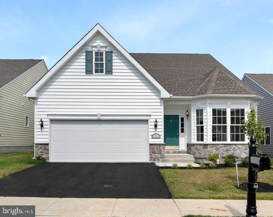 The Aston - TO BE BUILT. One thing you'll notice immediately when you view the many floor plans for the homes at the Village of Eastridge is the numerous ways you can create the home of your dreams. From expanded great rooms to extra bedrooms, sunrooms to sitting rooms, studies to storage areas, the choices are many and varied. Situated midway between Dover and Middletown, you'll find the Village of Eastridge, Kent County's premiere 55+ community. The village is indisputably convenient to all of the popular retail stores, restaurants for every taste and entertainment venues of every description. The community itself includes 34 acres of open space, walking trails, sidewalks, streetlights, and a fantastic clubhouse with several luxurious amenities as well as an outdoor picnic area & bocce and shuffleboard courts. Builder Splits Transfer Tax