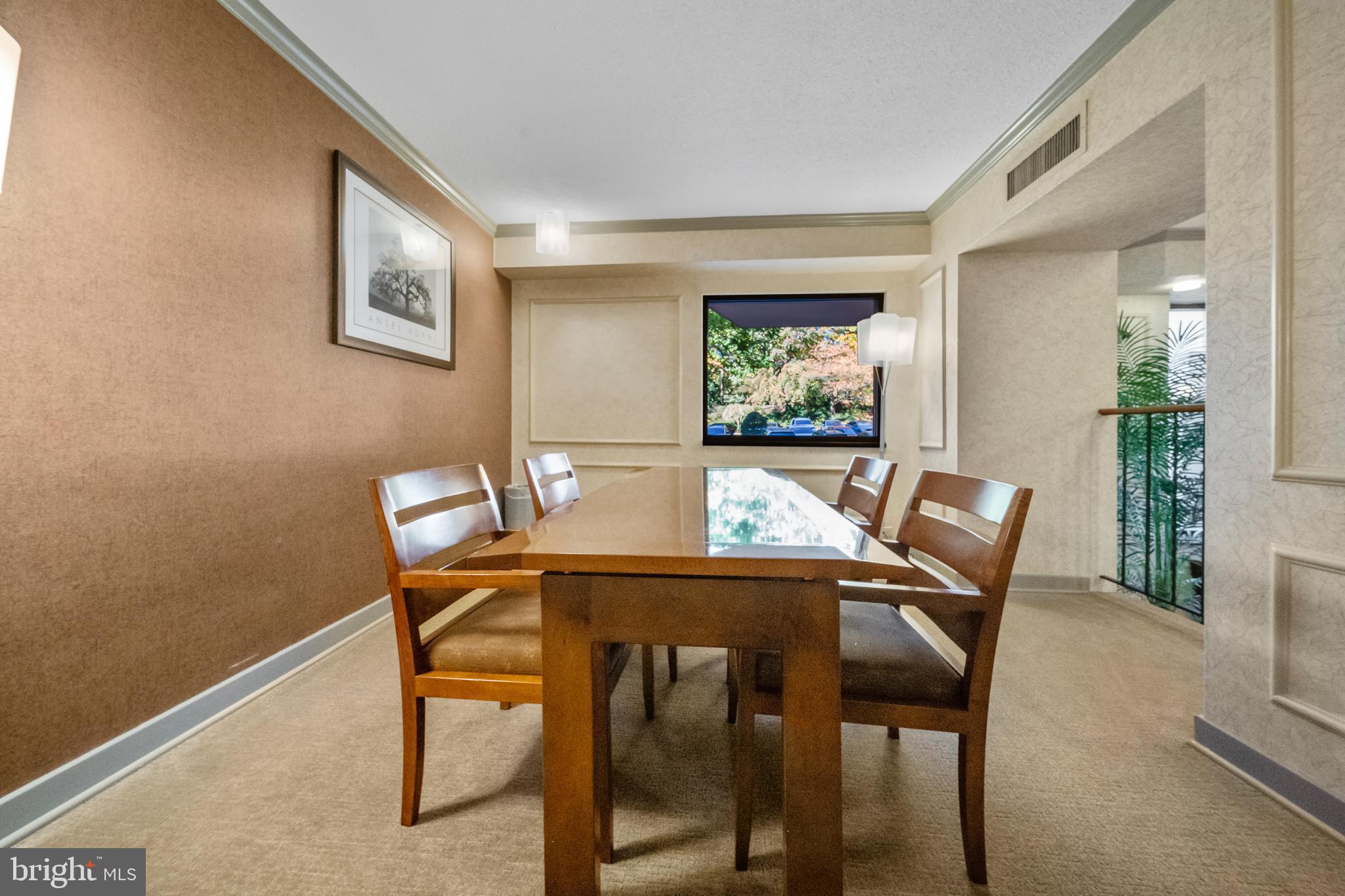 MONTEBELLO - Residential