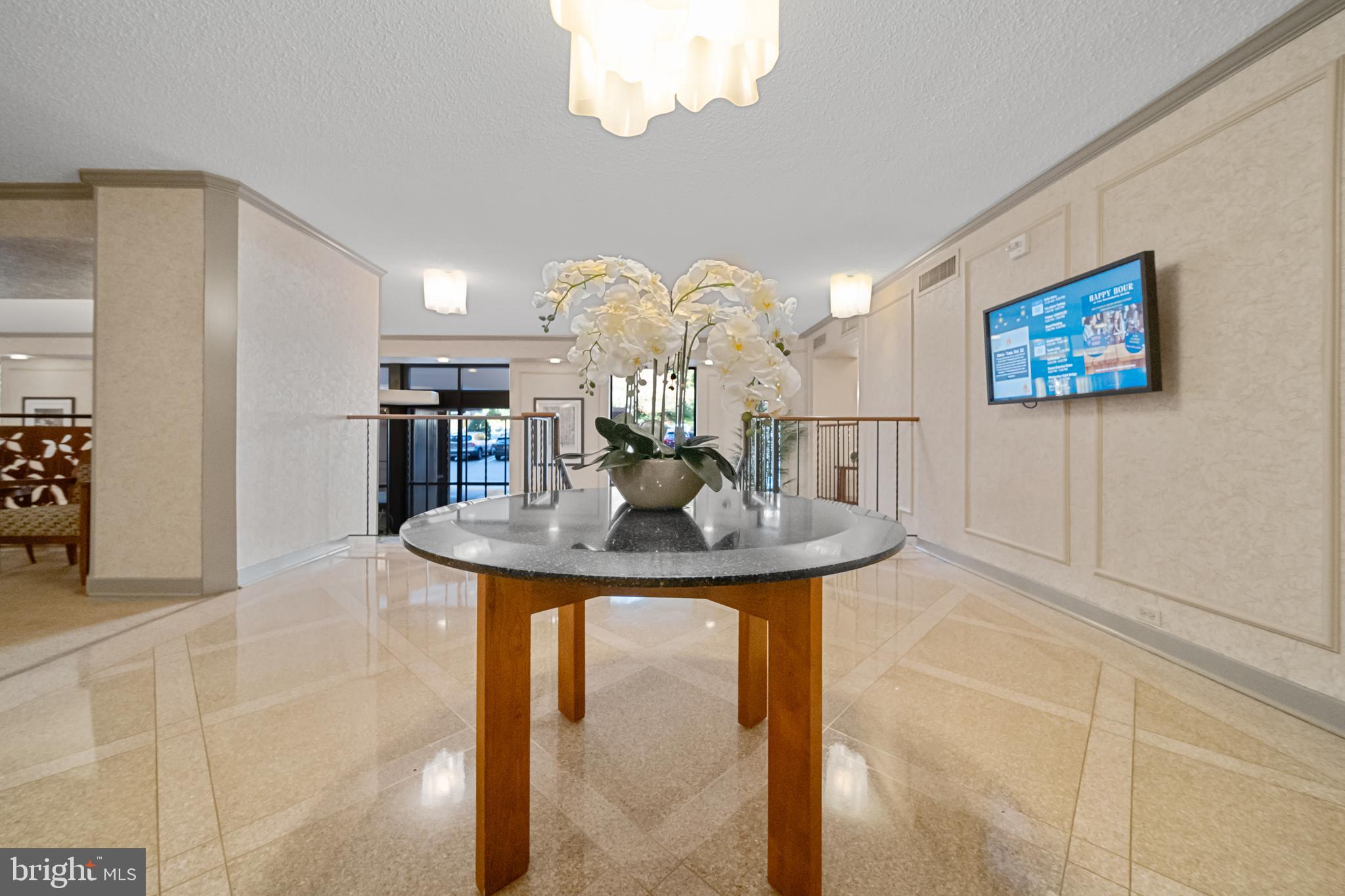 MONTEBELLO - Residential