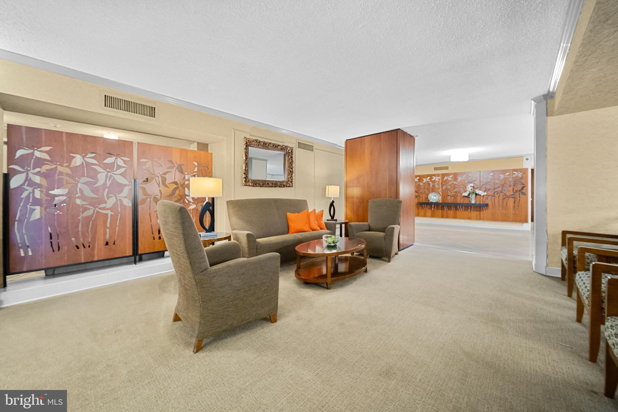 MONTEBELLO - Residential