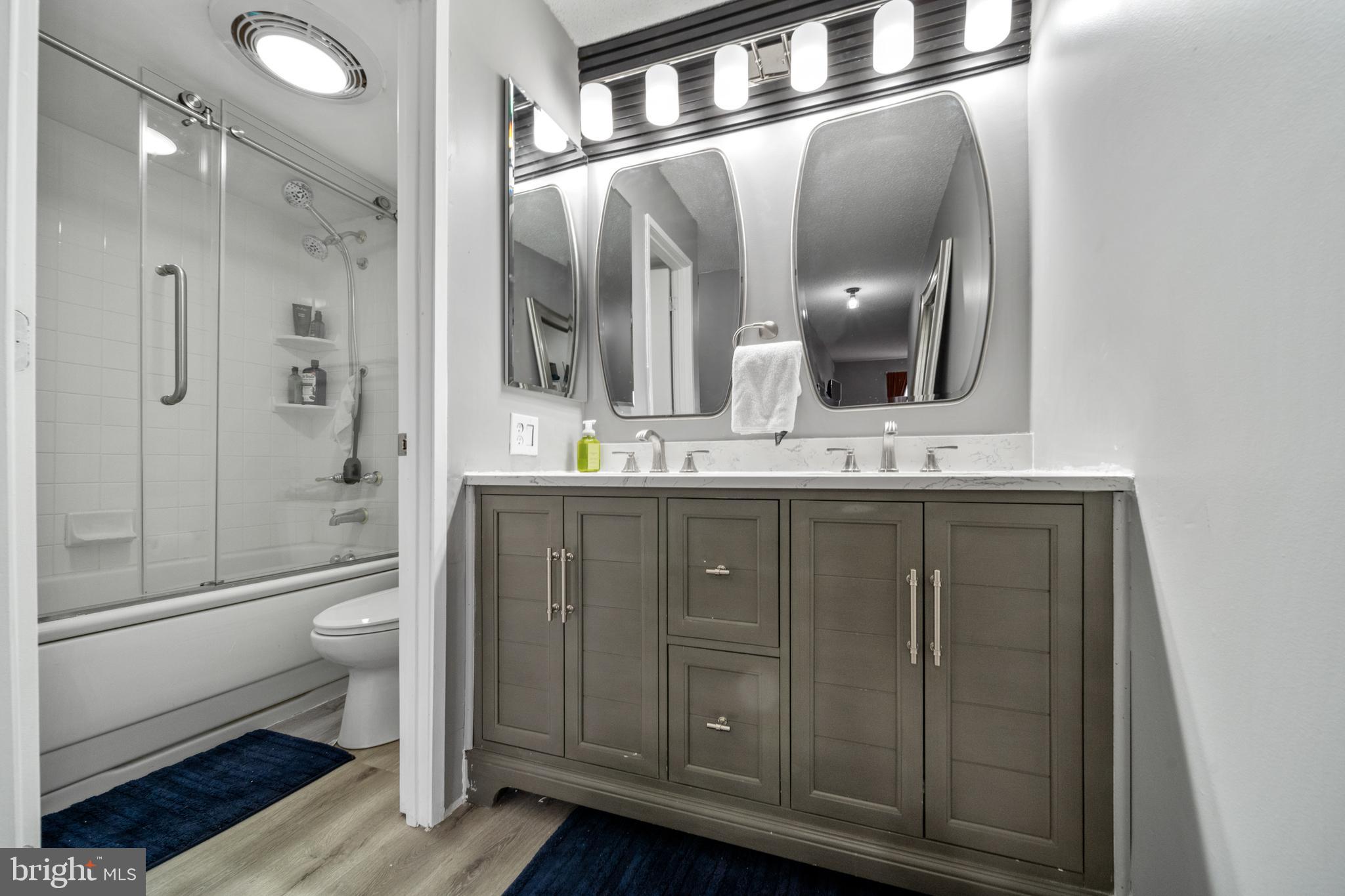 MONTEBELLO - Residential