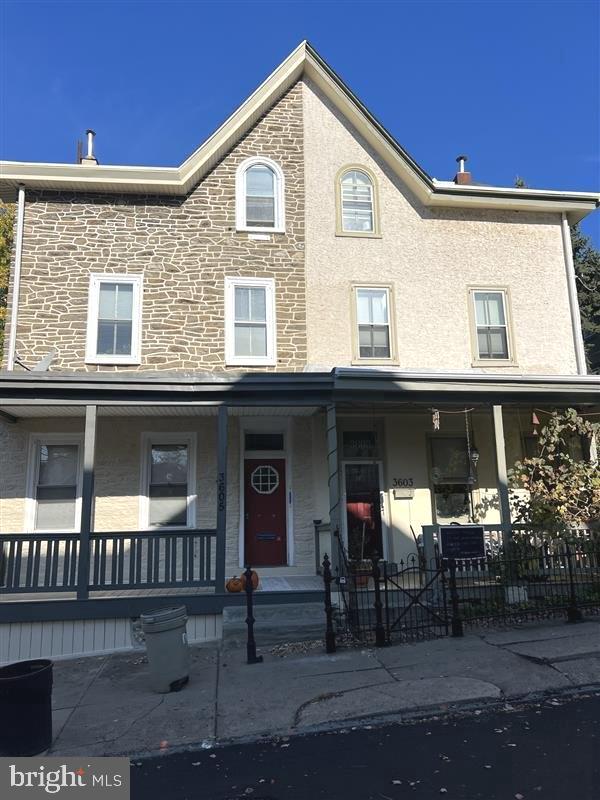 EAST FALLS - Residential Lease