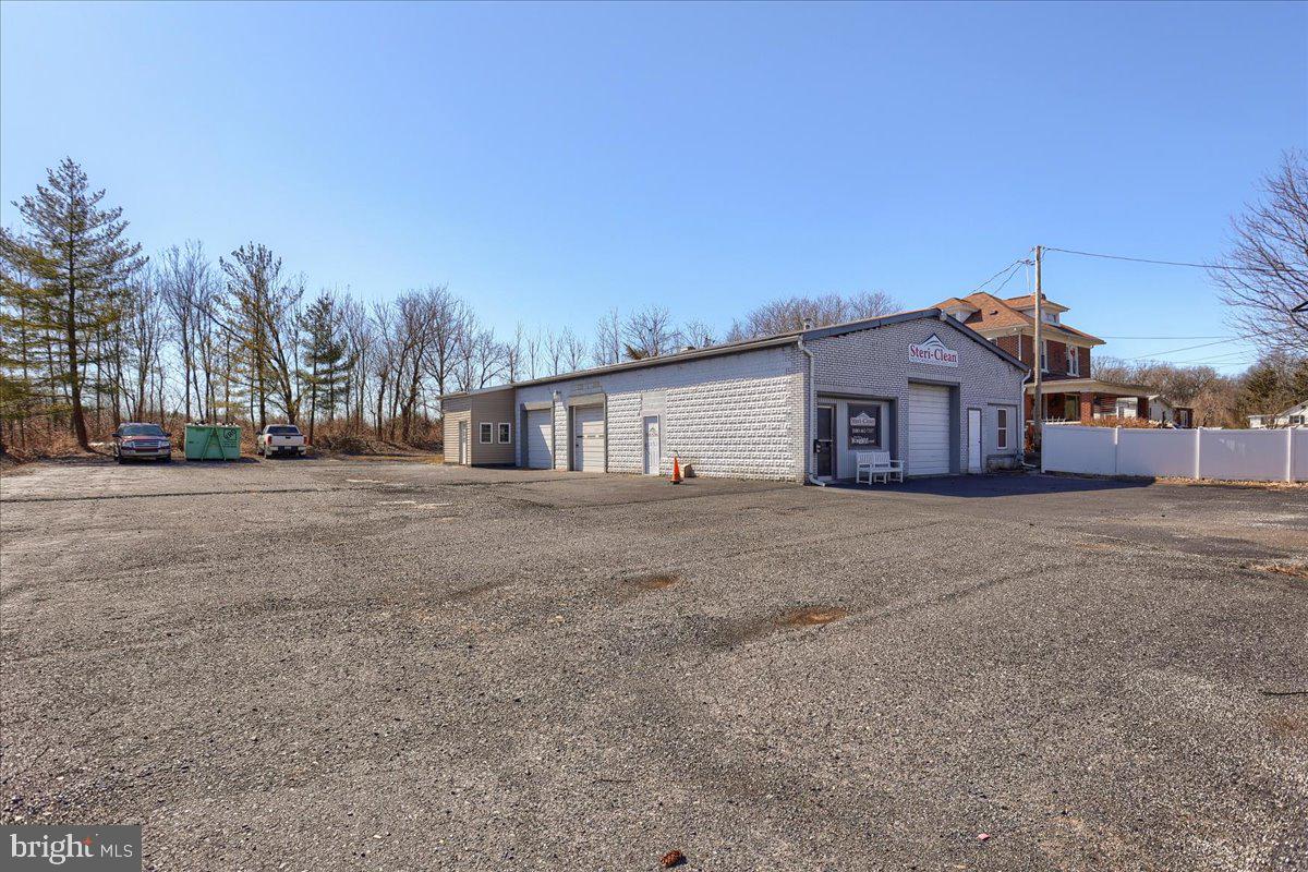 LITTLESTOWN - Commercial Sale