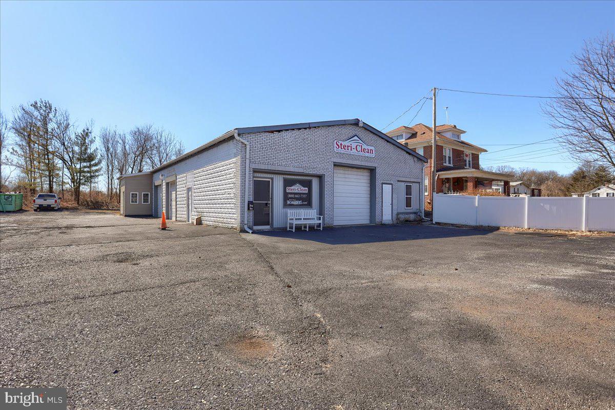 LITTLESTOWN - Commercial Sale