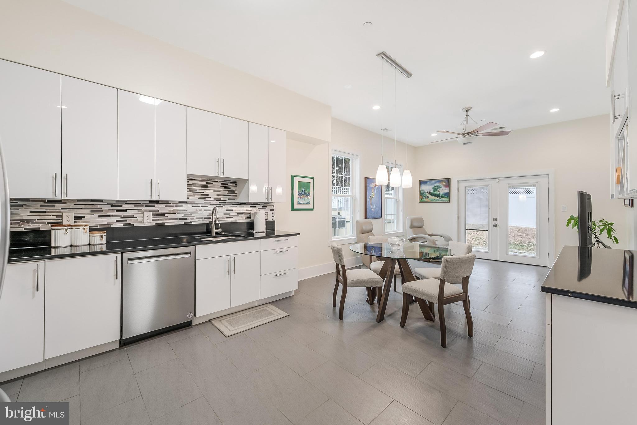 WILDWOOD HILLS - Residential