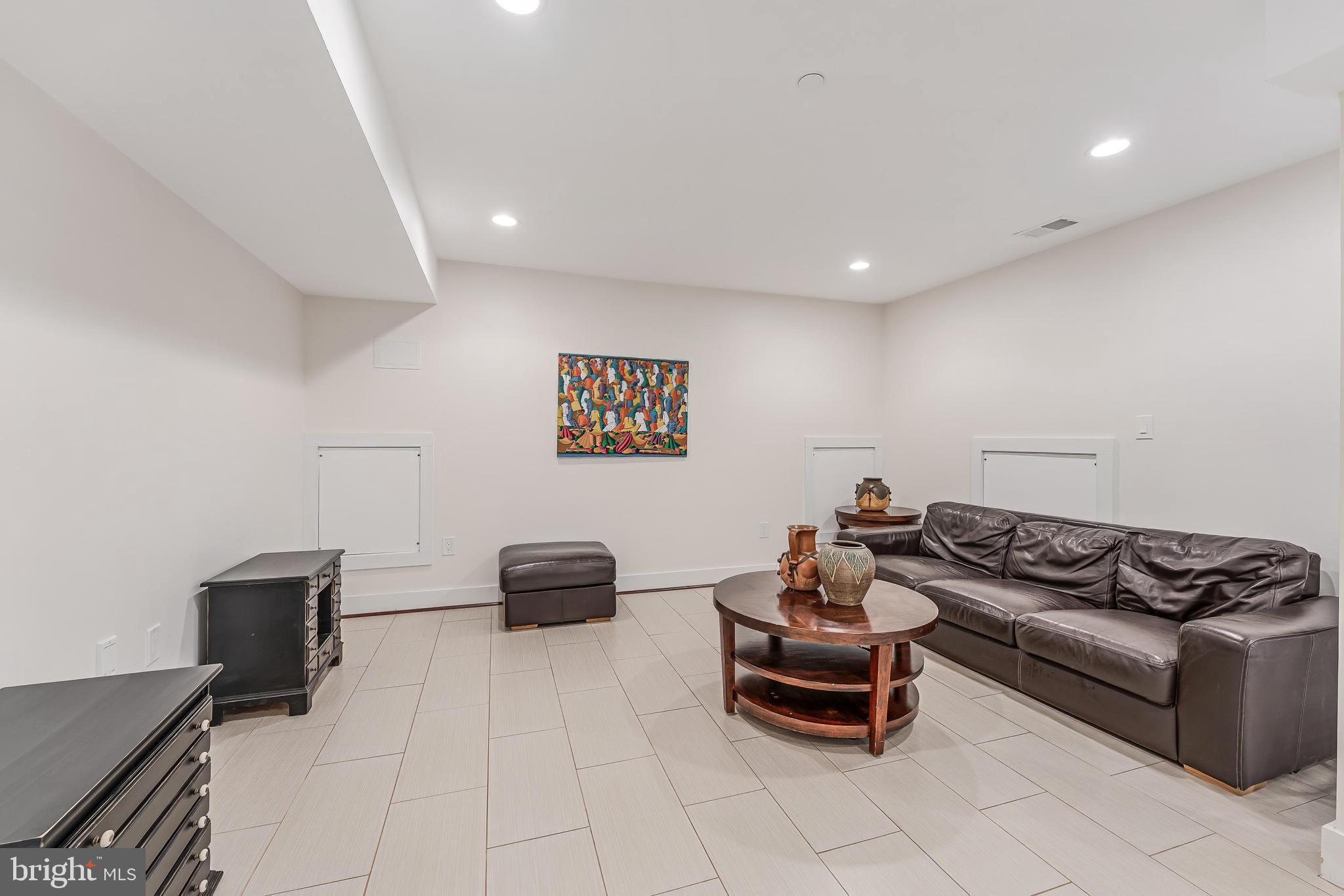 WILDWOOD HILLS - Residential