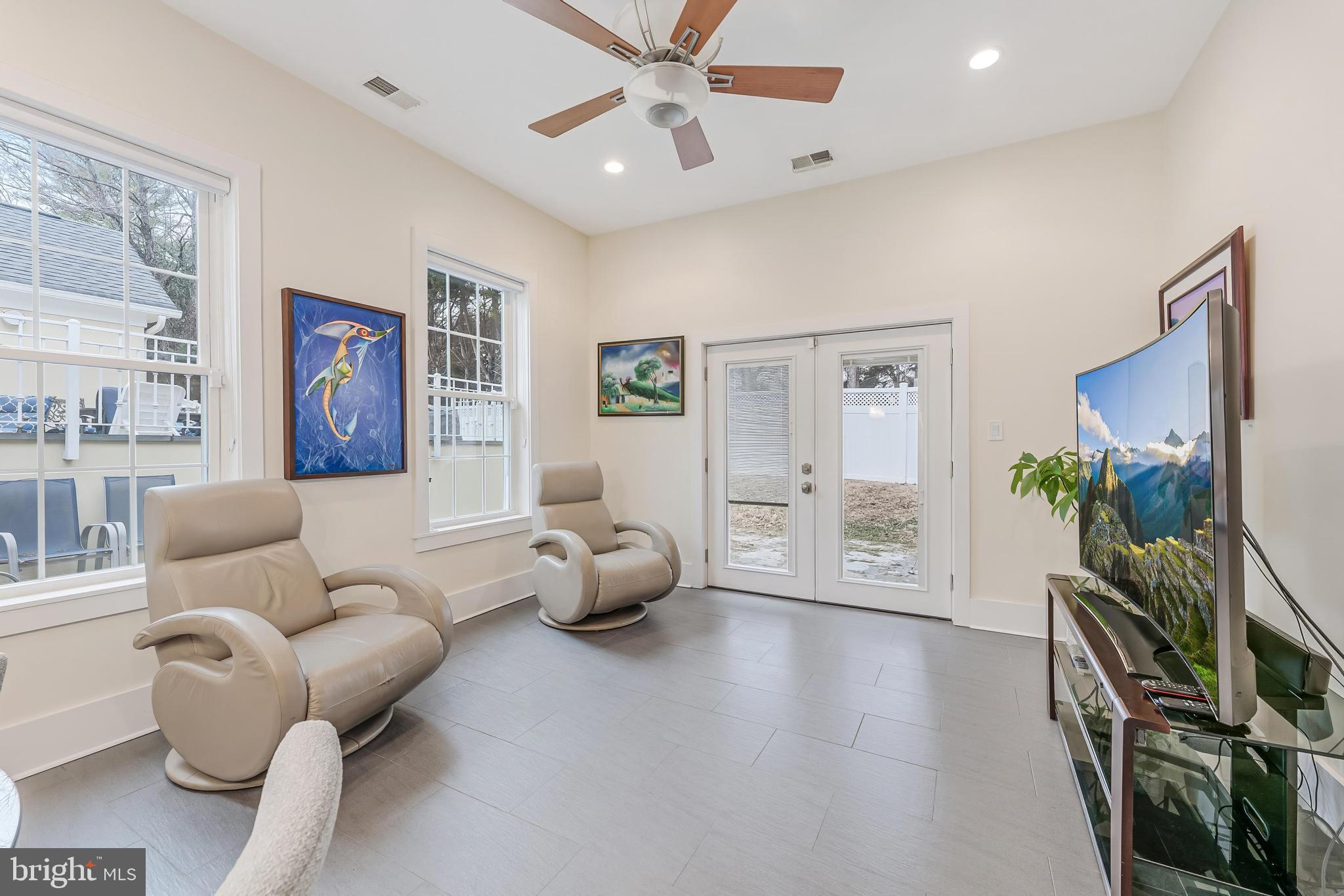 WILDWOOD HILLS - Residential