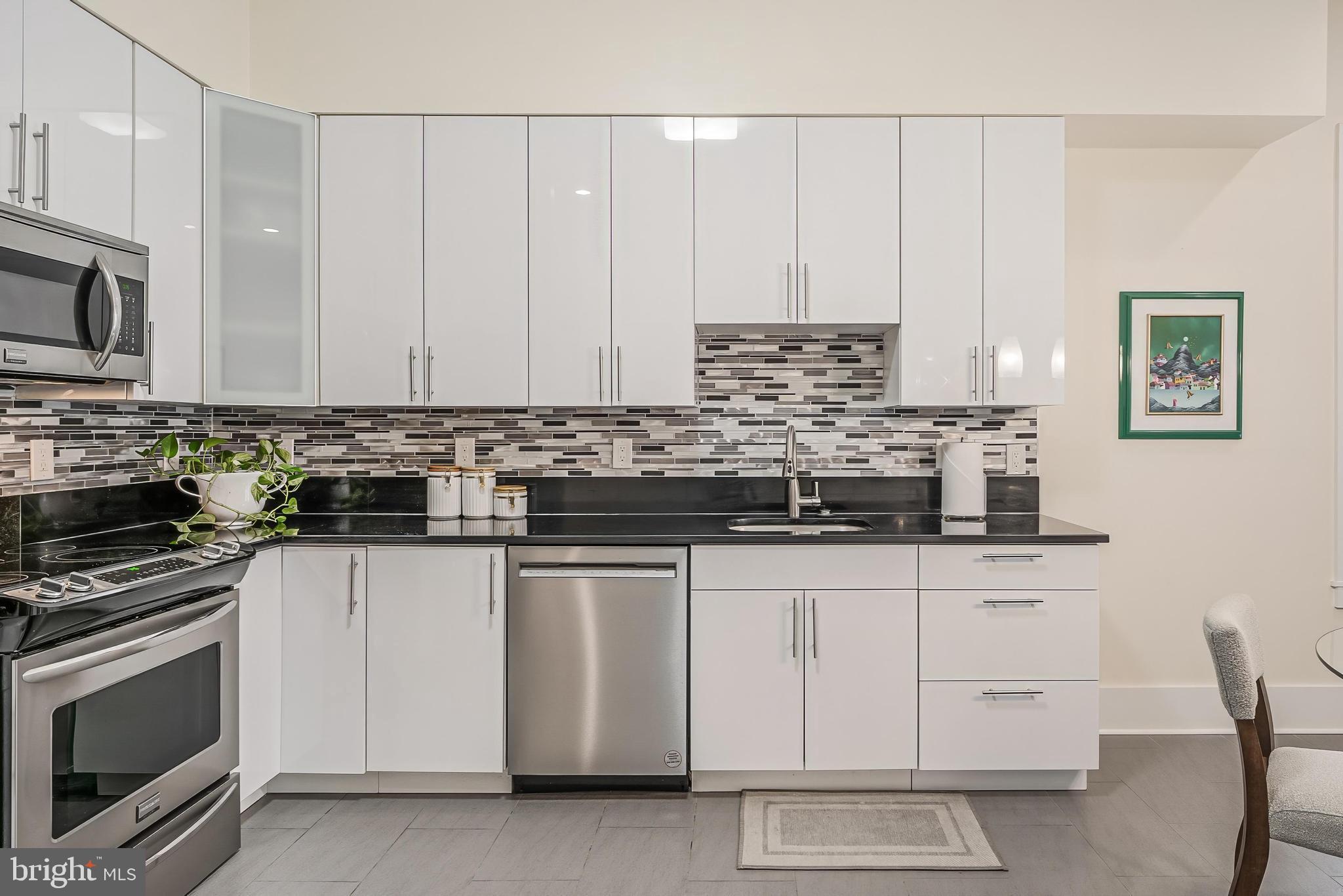 WILDWOOD HILLS - Residential