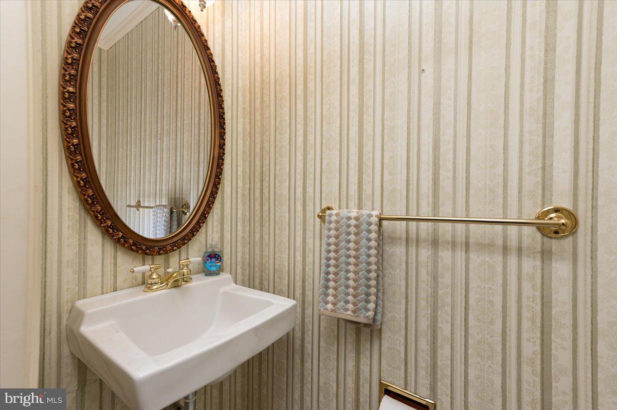 SEMINARY RIDGE - Residential