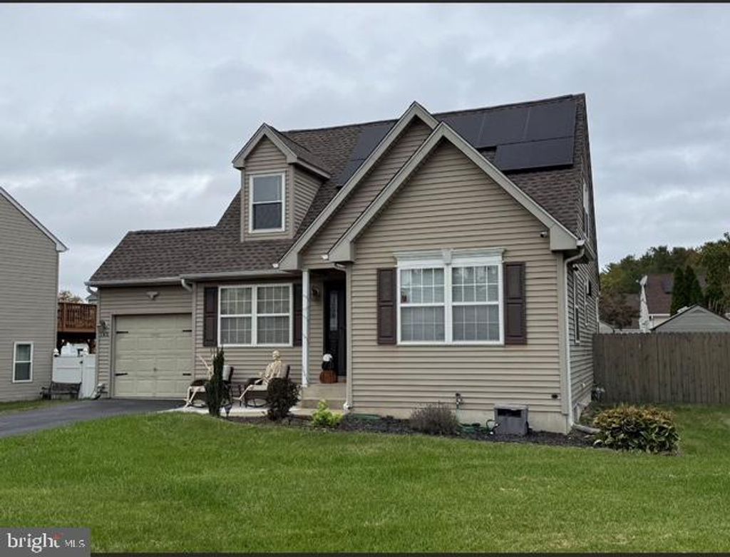 Photo of 149 Tradewinds Drive, MOUNT ROYAL, NJ 08061 (MLS # NJGL2065012)