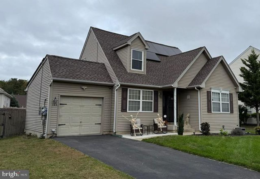 Photo of 149 Tradewinds Drive, MOUNT ROYAL, NJ 08061 (MLS # NJGL2065012)