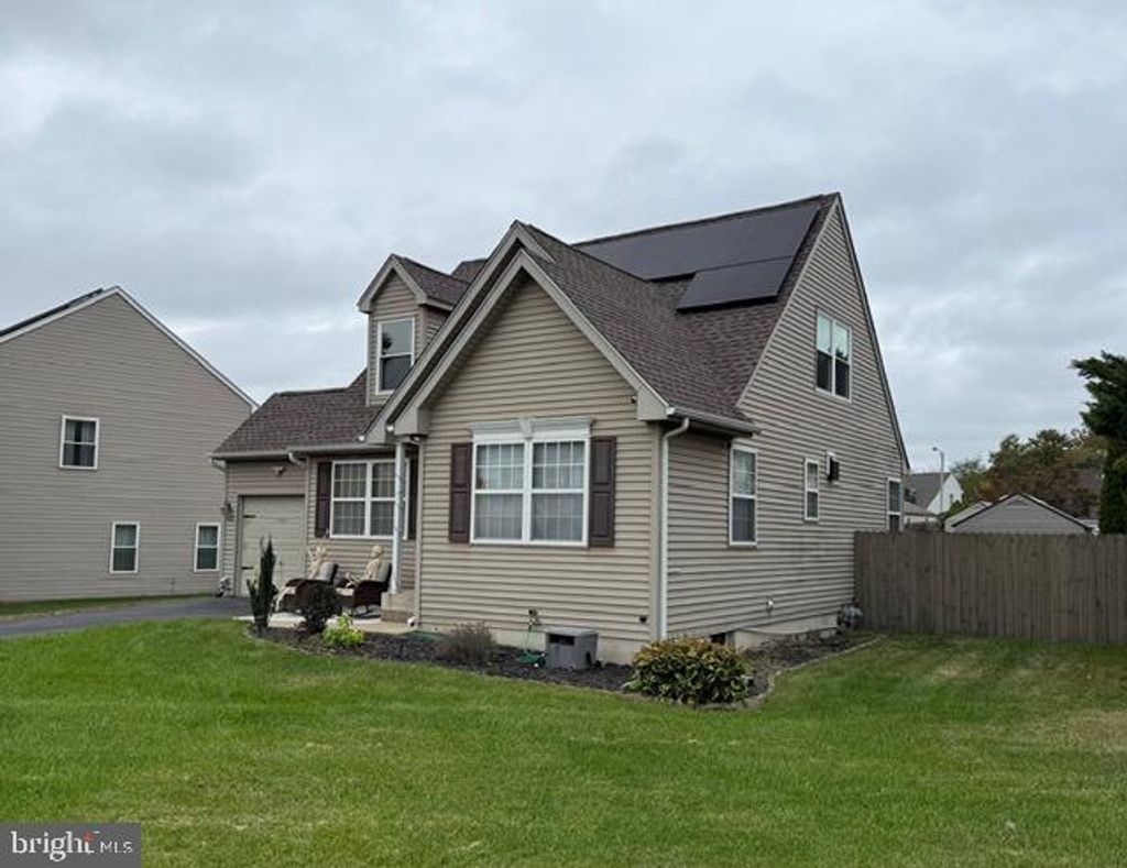 Photo of 149 Tradewinds Drive, MOUNT ROYAL, NJ 08061 (MLS # NJGL2065012)