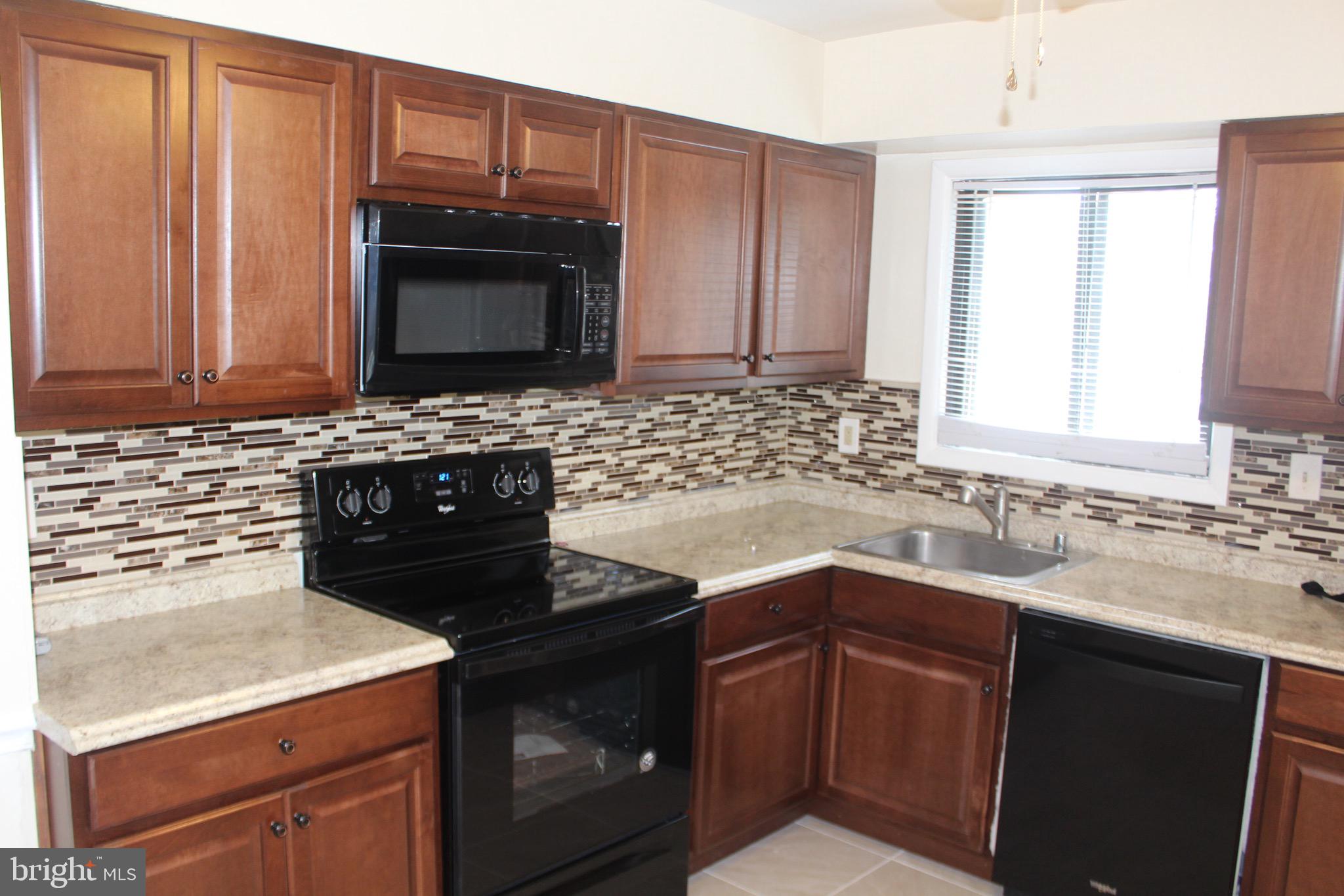 GREENBRIAR CONDO PHASE I - Residential Lease