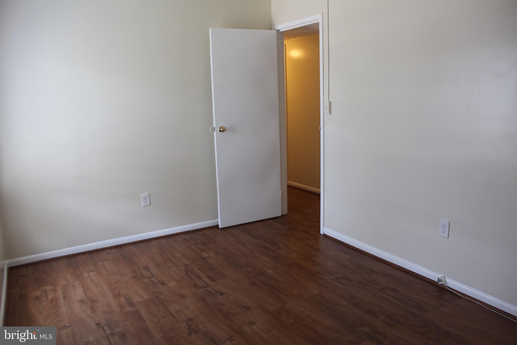 GREENBRIAR CONDO PHASE I - Residential Lease