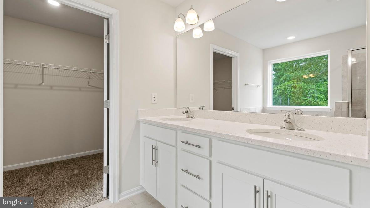 RIVERS BLUFF - Residential