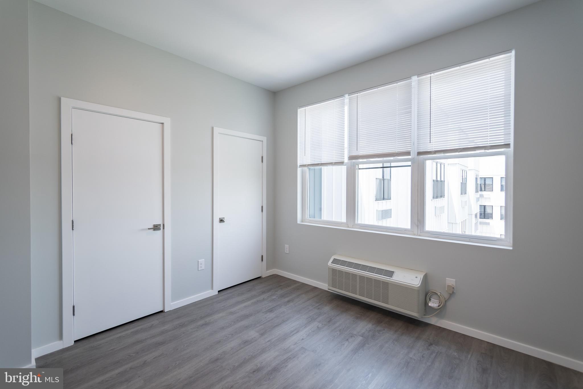 UNIVERSITY CITY - Residential Lease