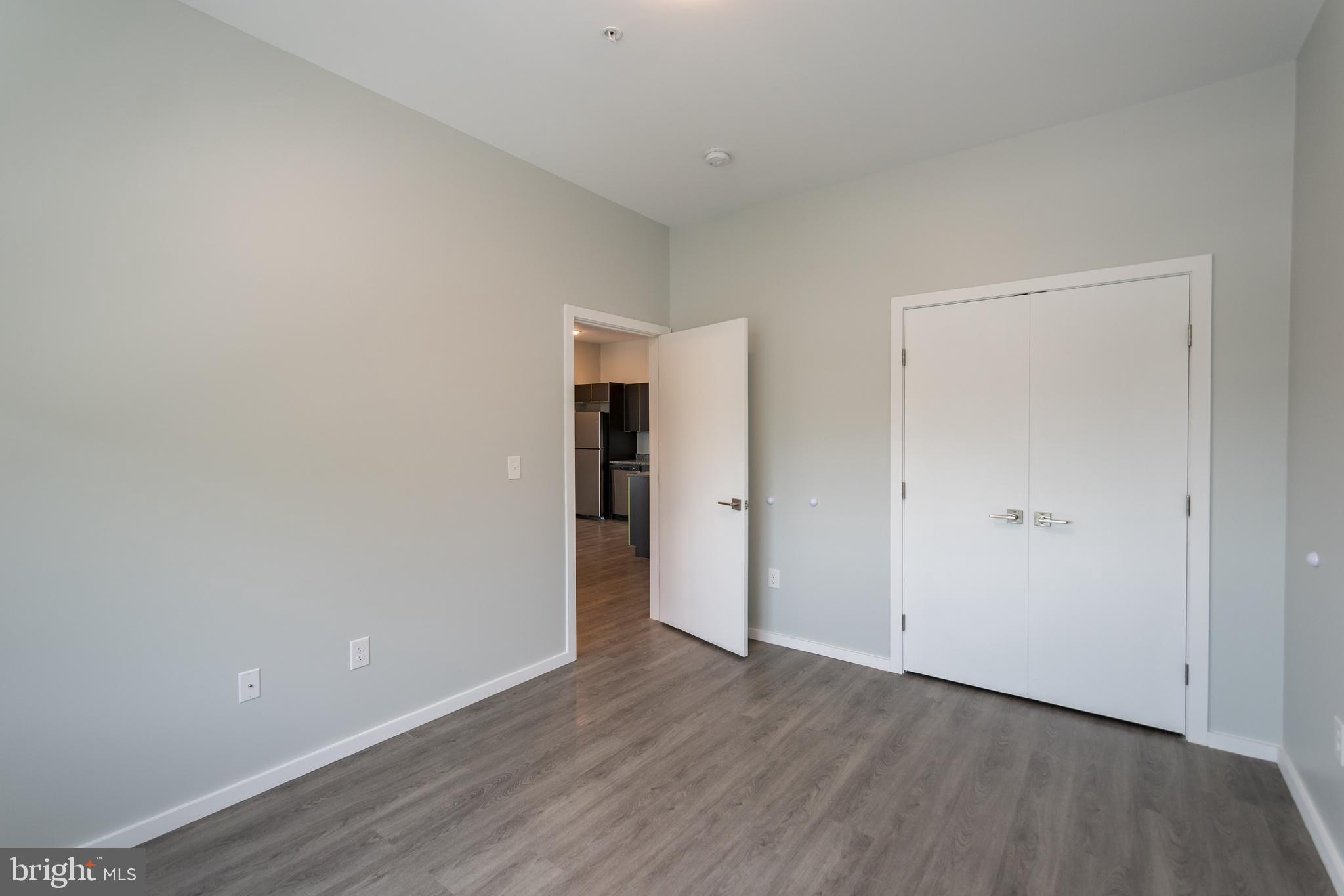 UNIVERSITY CITY - Residential Lease