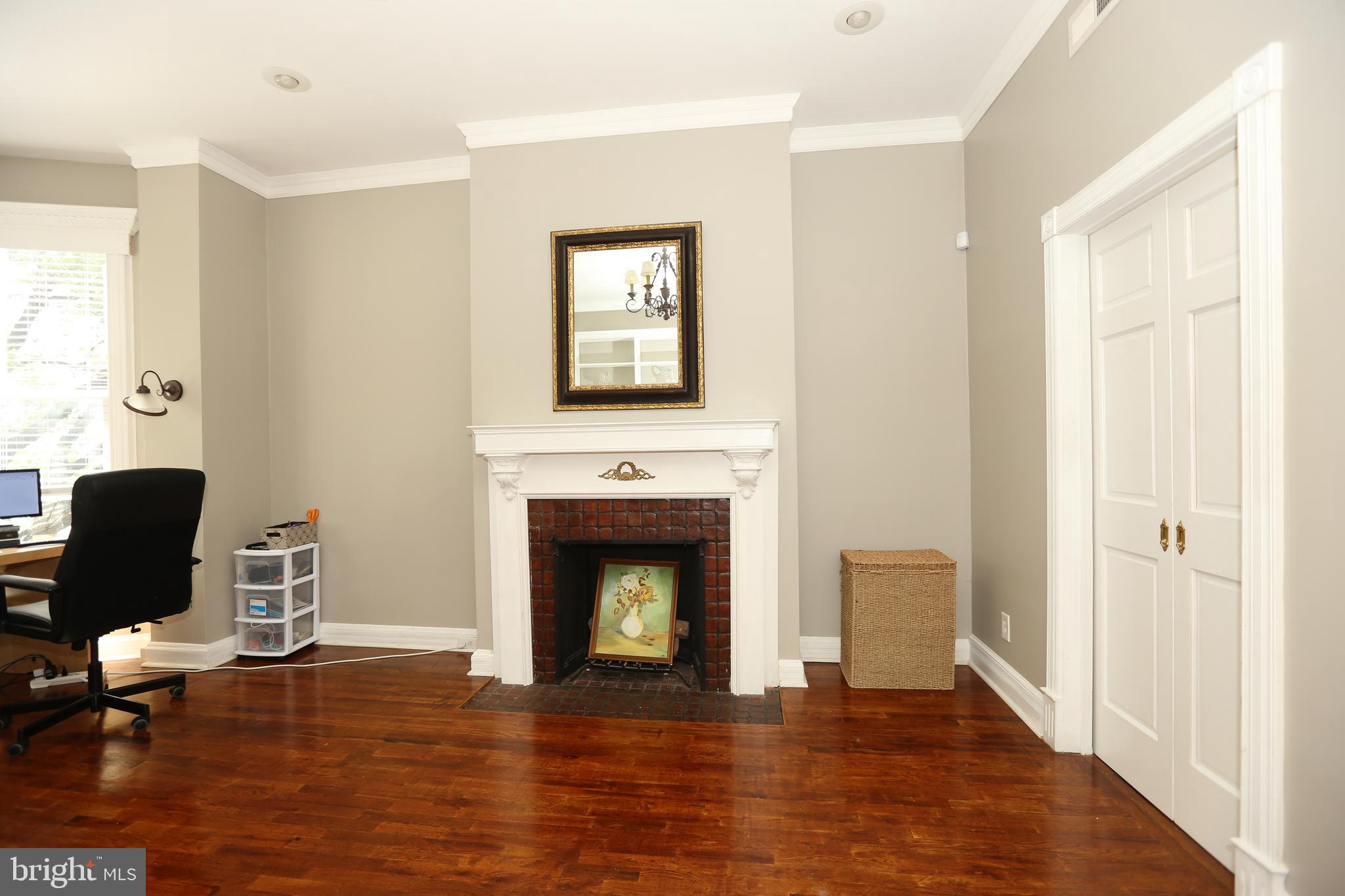 RESERVOIR HILL HISTORIC DISTRICT - Residential Lease