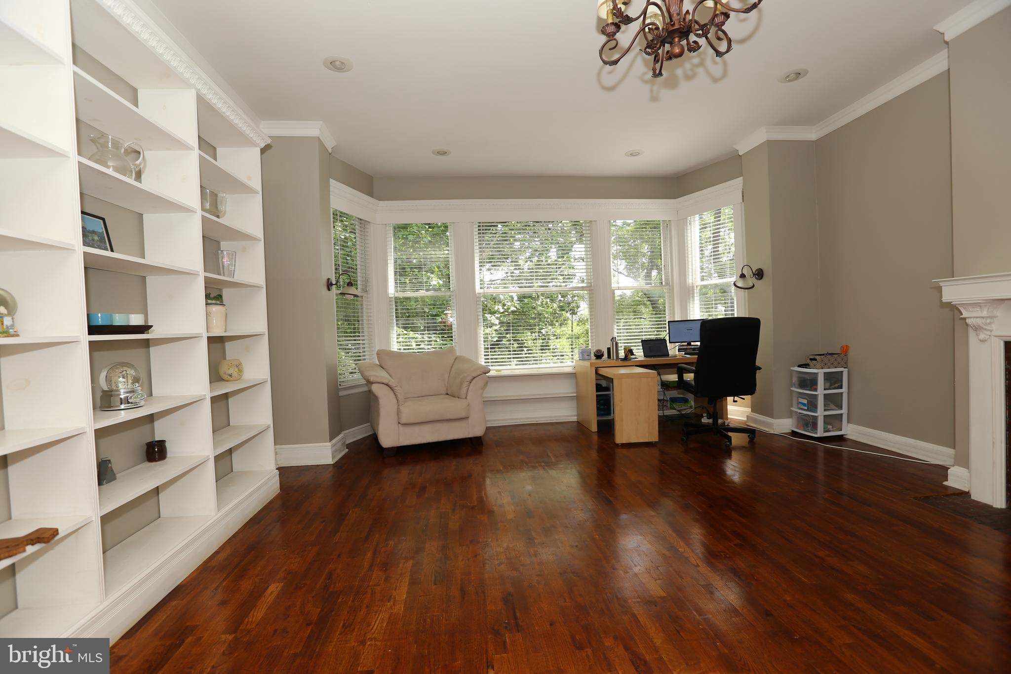 RESERVOIR HILL HISTORIC DISTRICT - Residential Lease