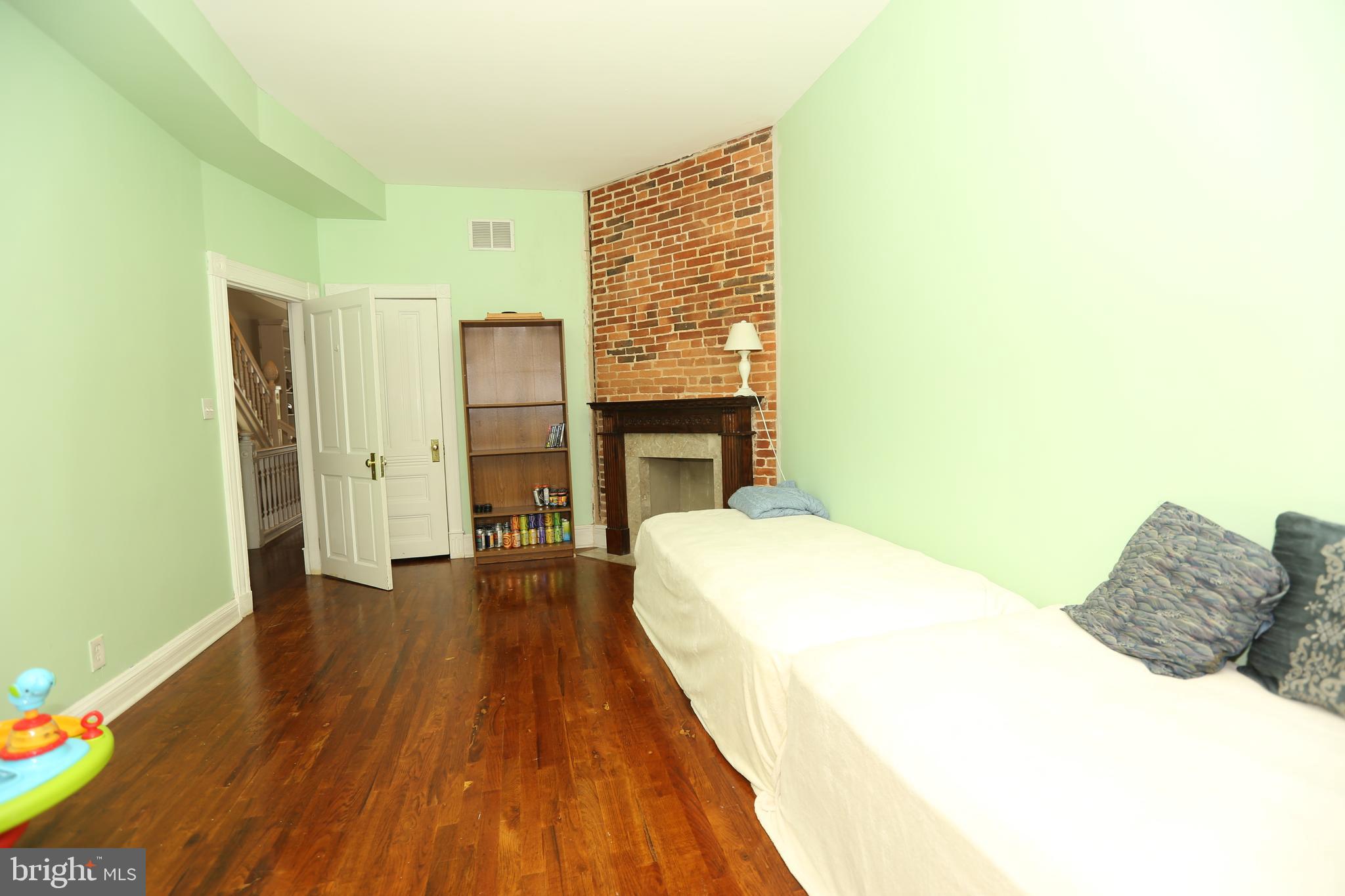 RESERVOIR HILL HISTORIC DISTRICT - Residential Lease