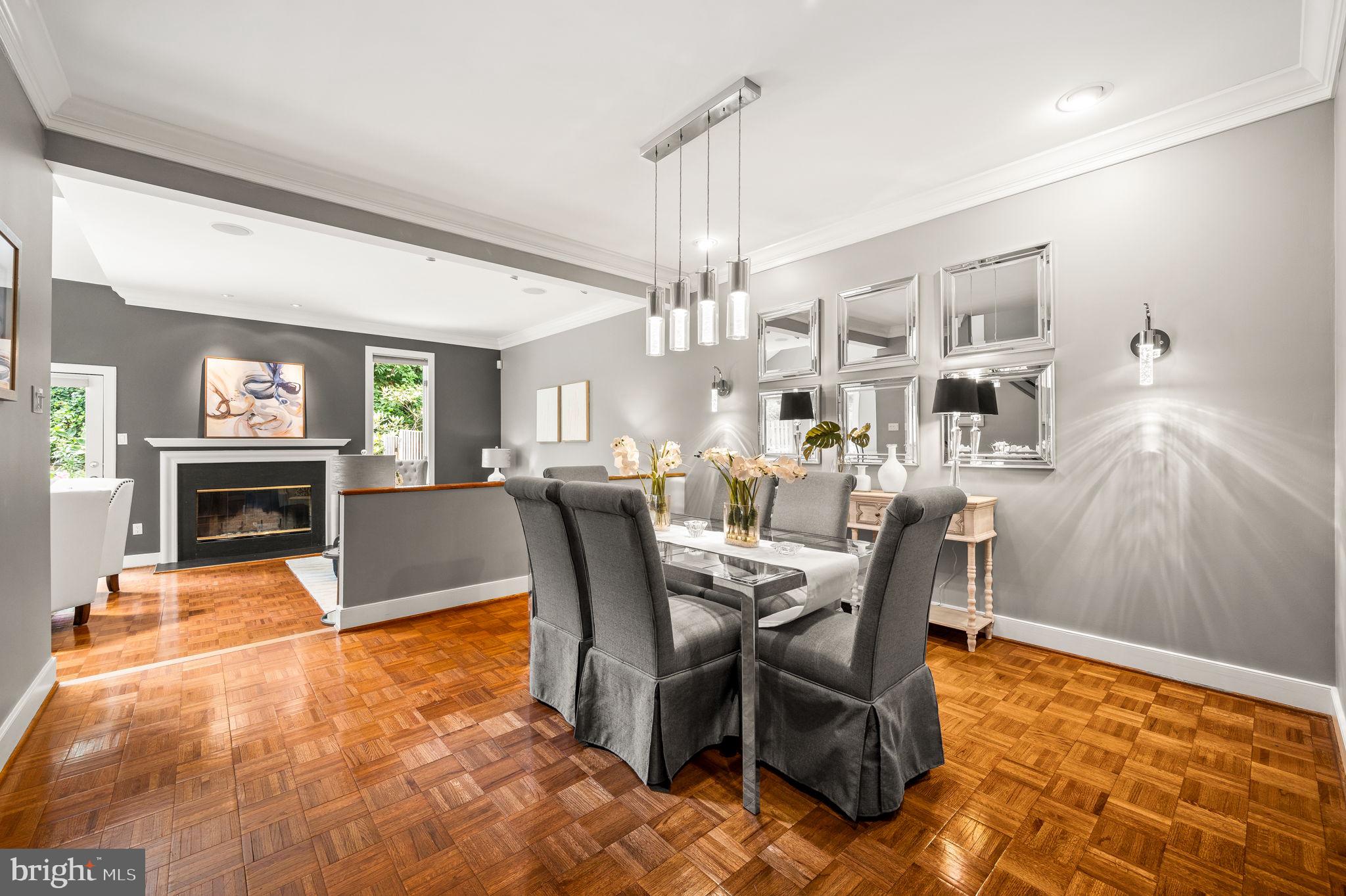 GREYTHORNE WOODS - Residential