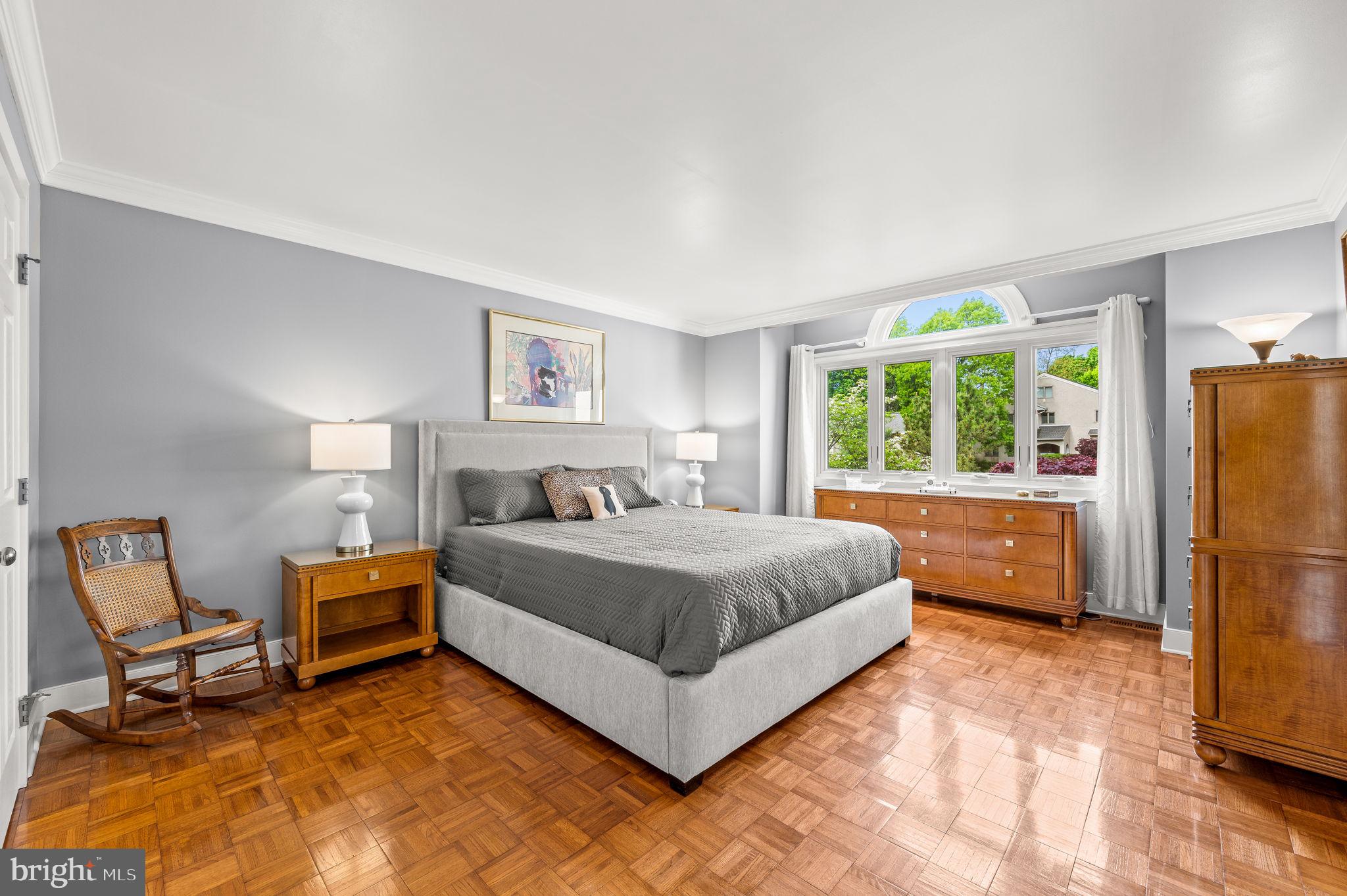 GREYTHORNE WOODS - Residential