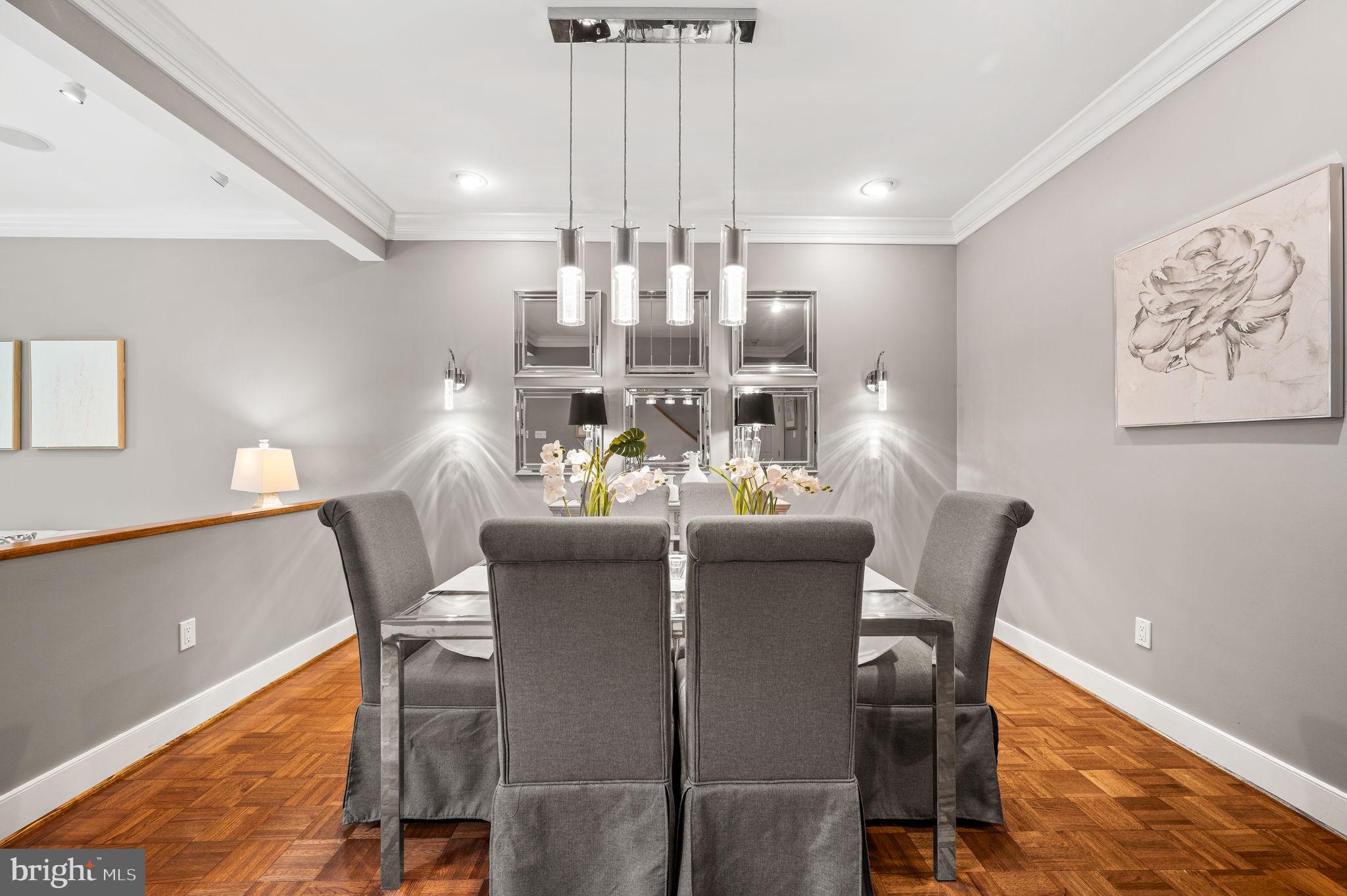 GREYTHORNE WOODS - Residential