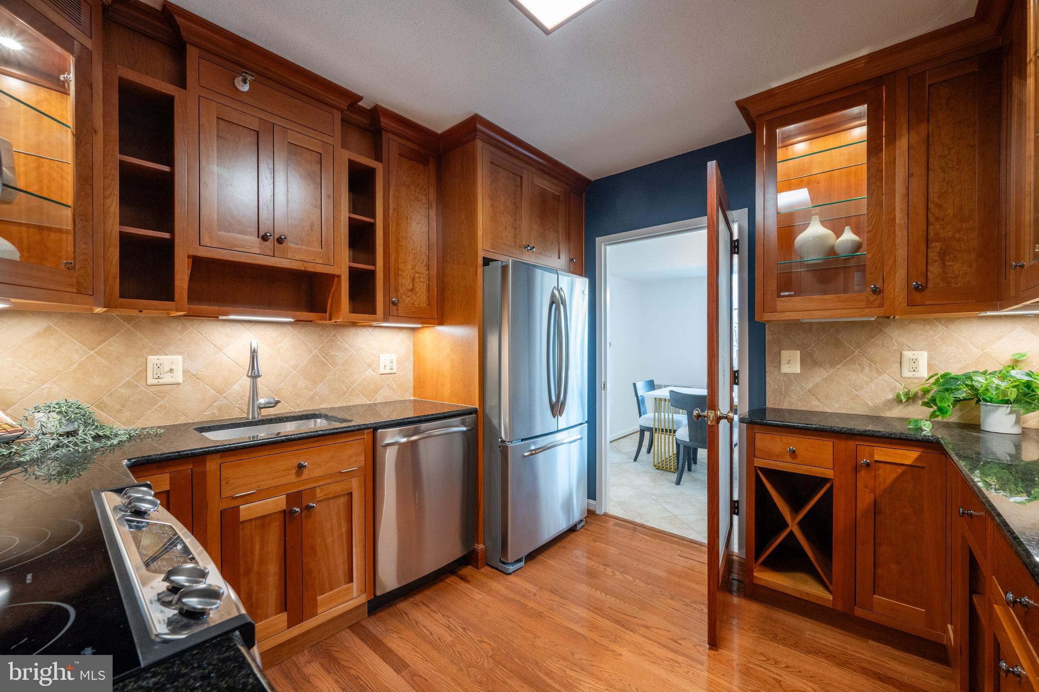 CRYSTAL PARK - Residential