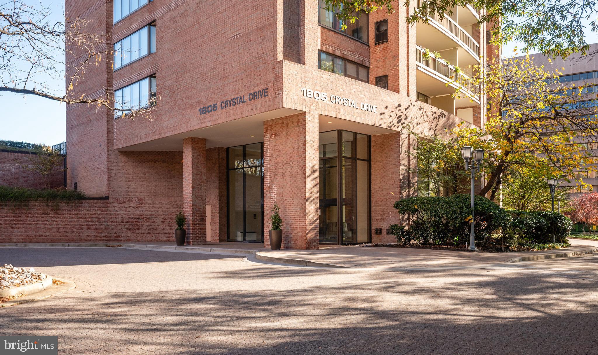 CRYSTAL PARK - Residential