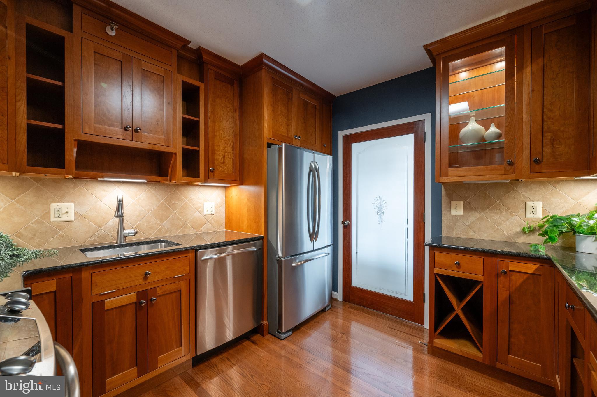 CRYSTAL PARK - Residential