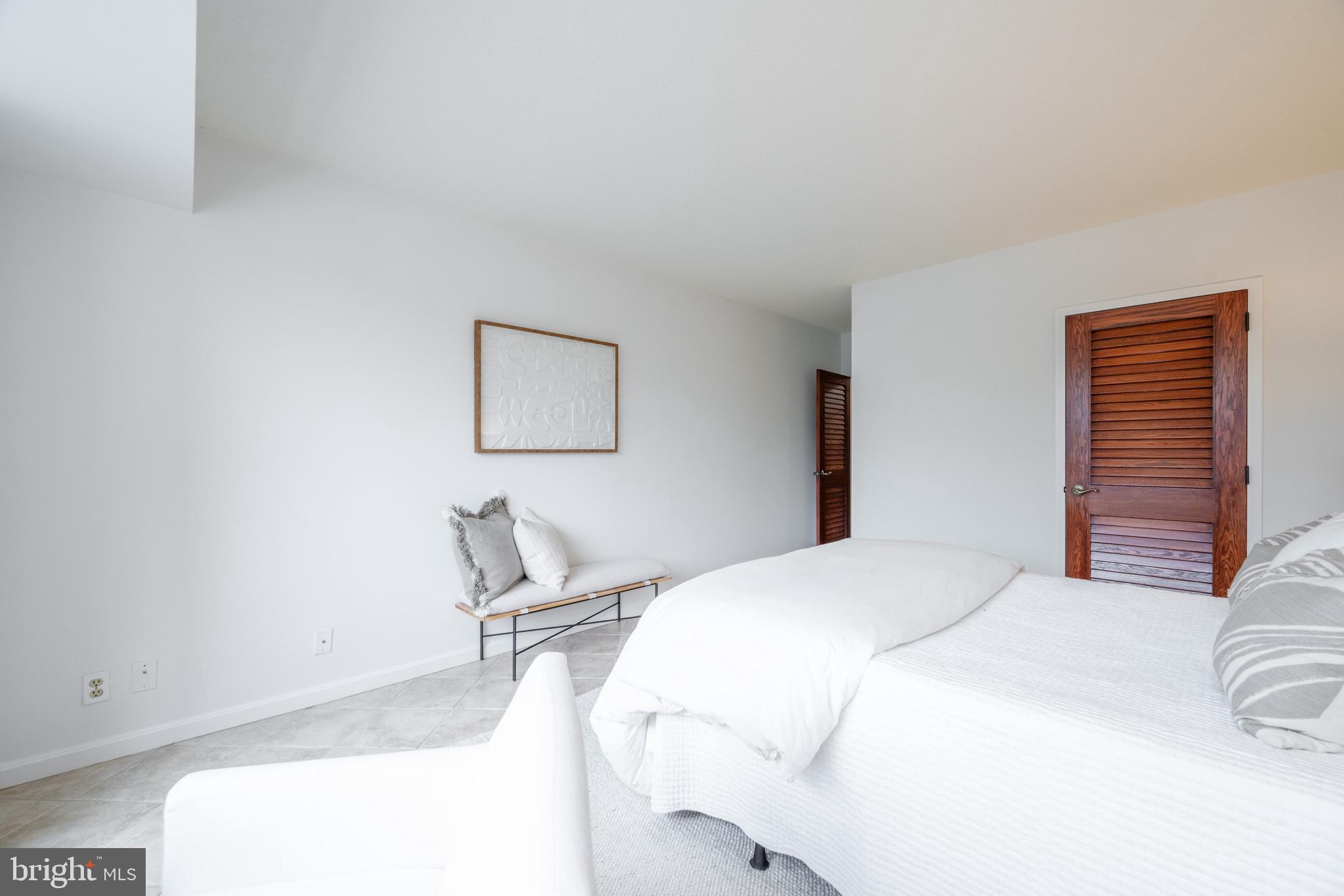 CRYSTAL PARK - Residential