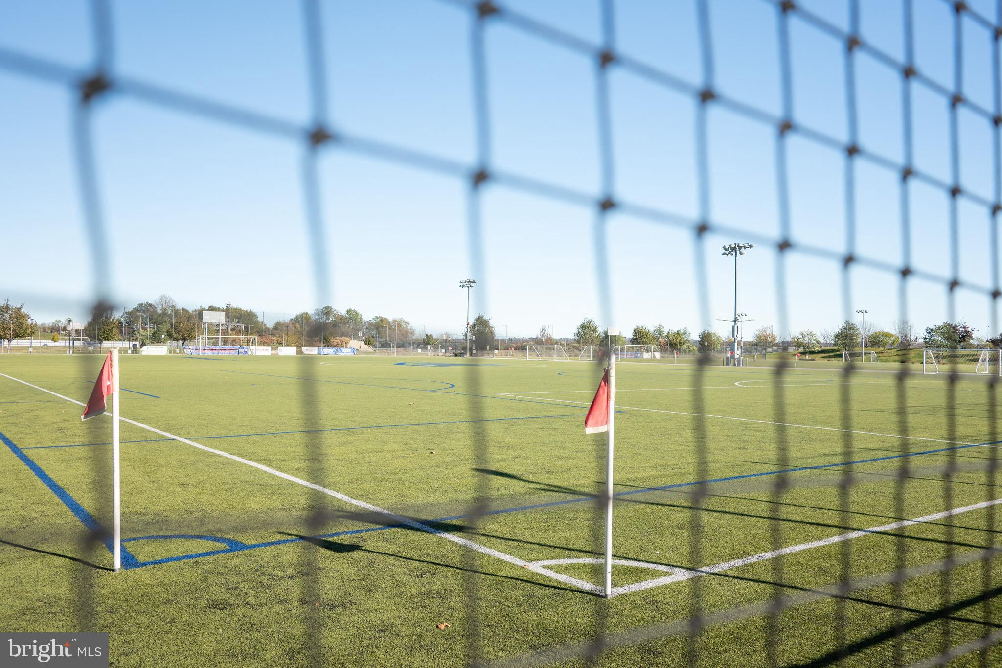 CRYSTAL PARK - Residential